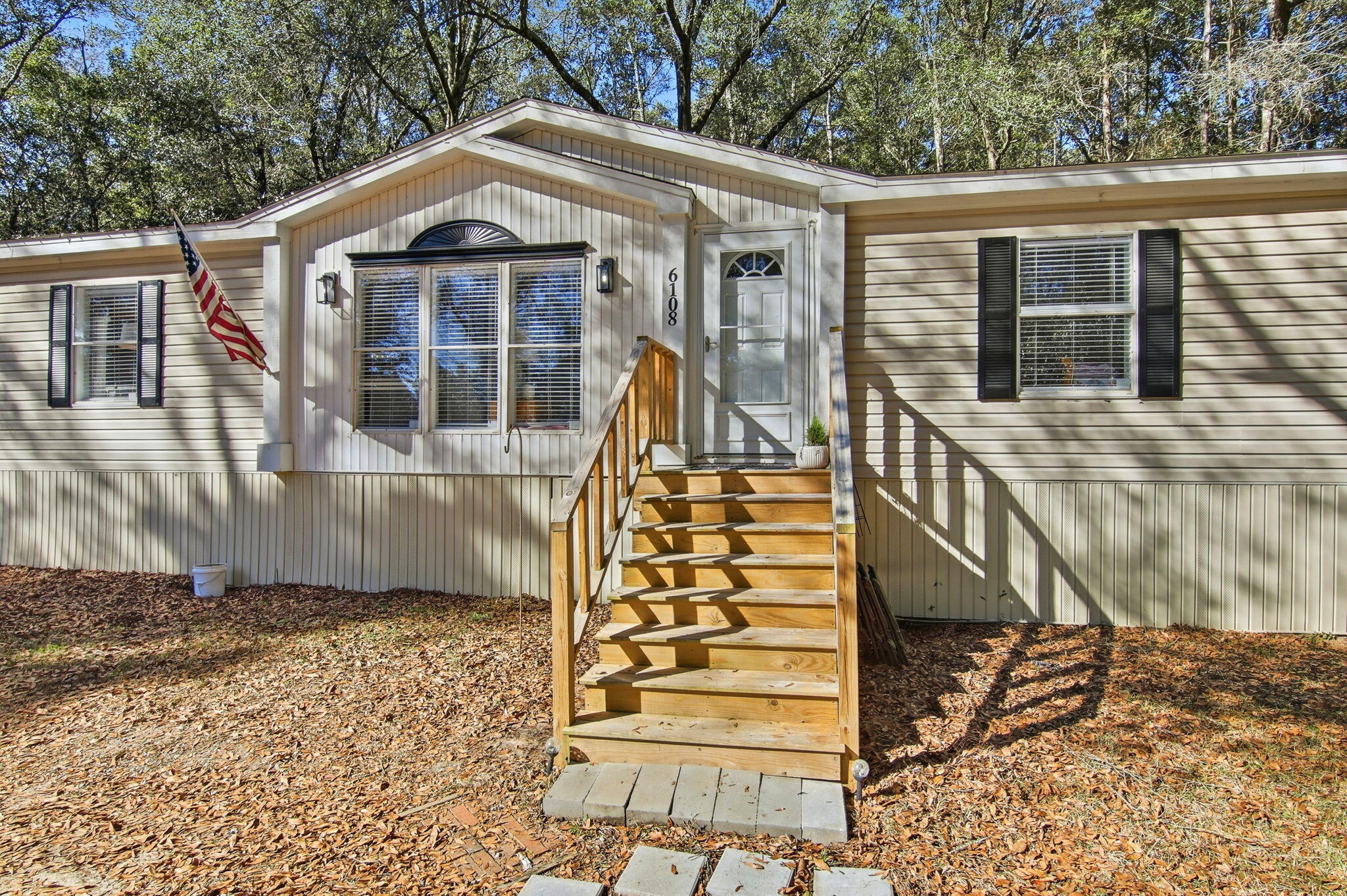 NO RECORDED SUBDIVISION - Residential