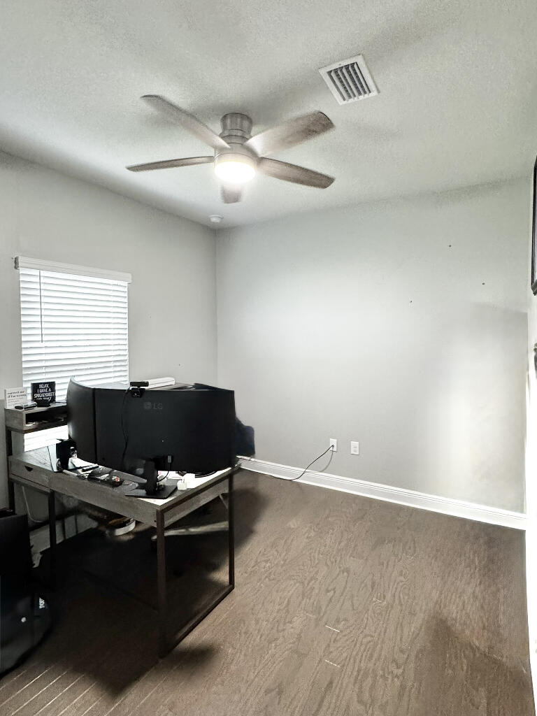 ASHLEY PLANTATION PHASE 4-B LOT 24 BLK J AS DES IN OR 4221 PG 321 - Residential
