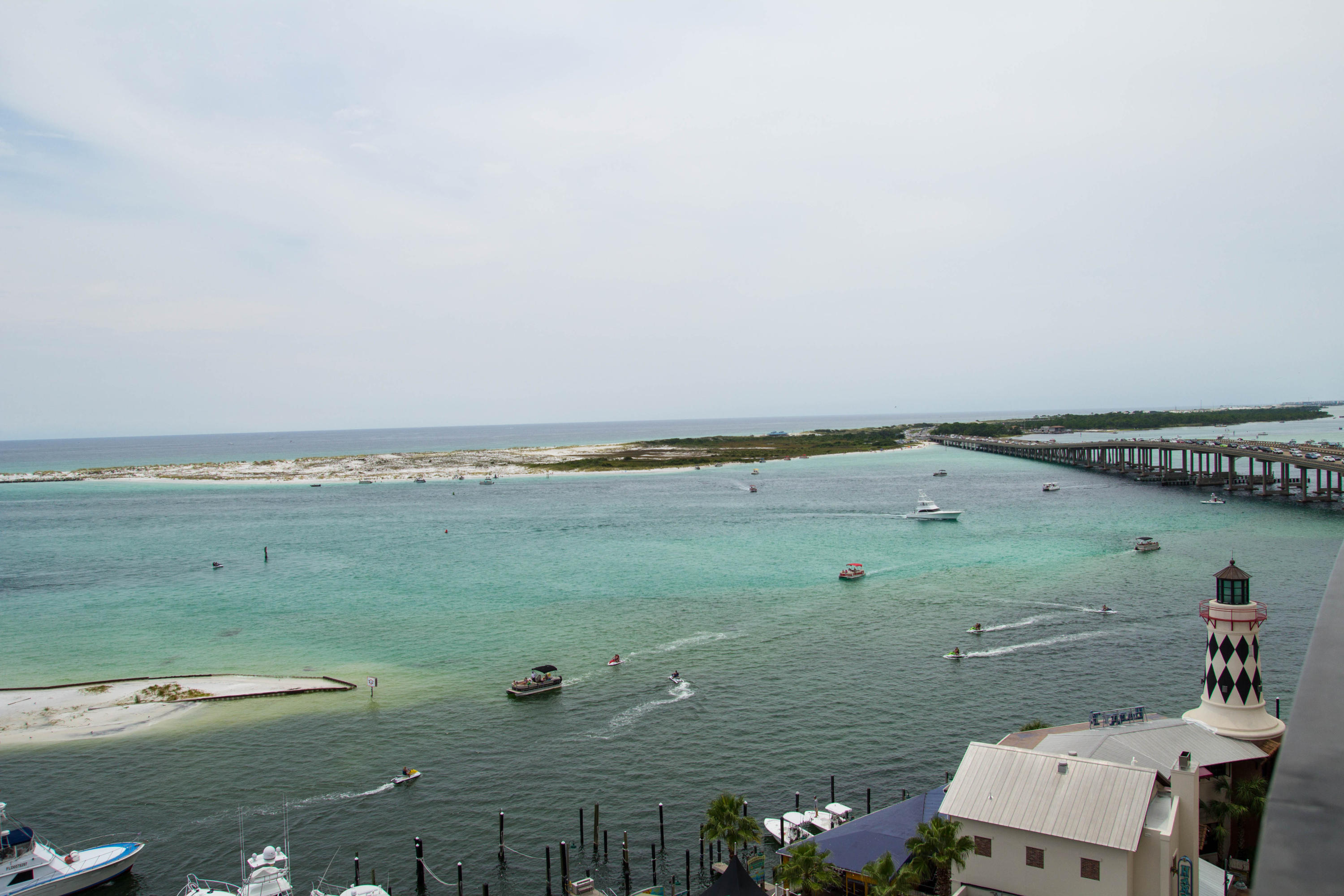 EMERALD GRANDE - Residential