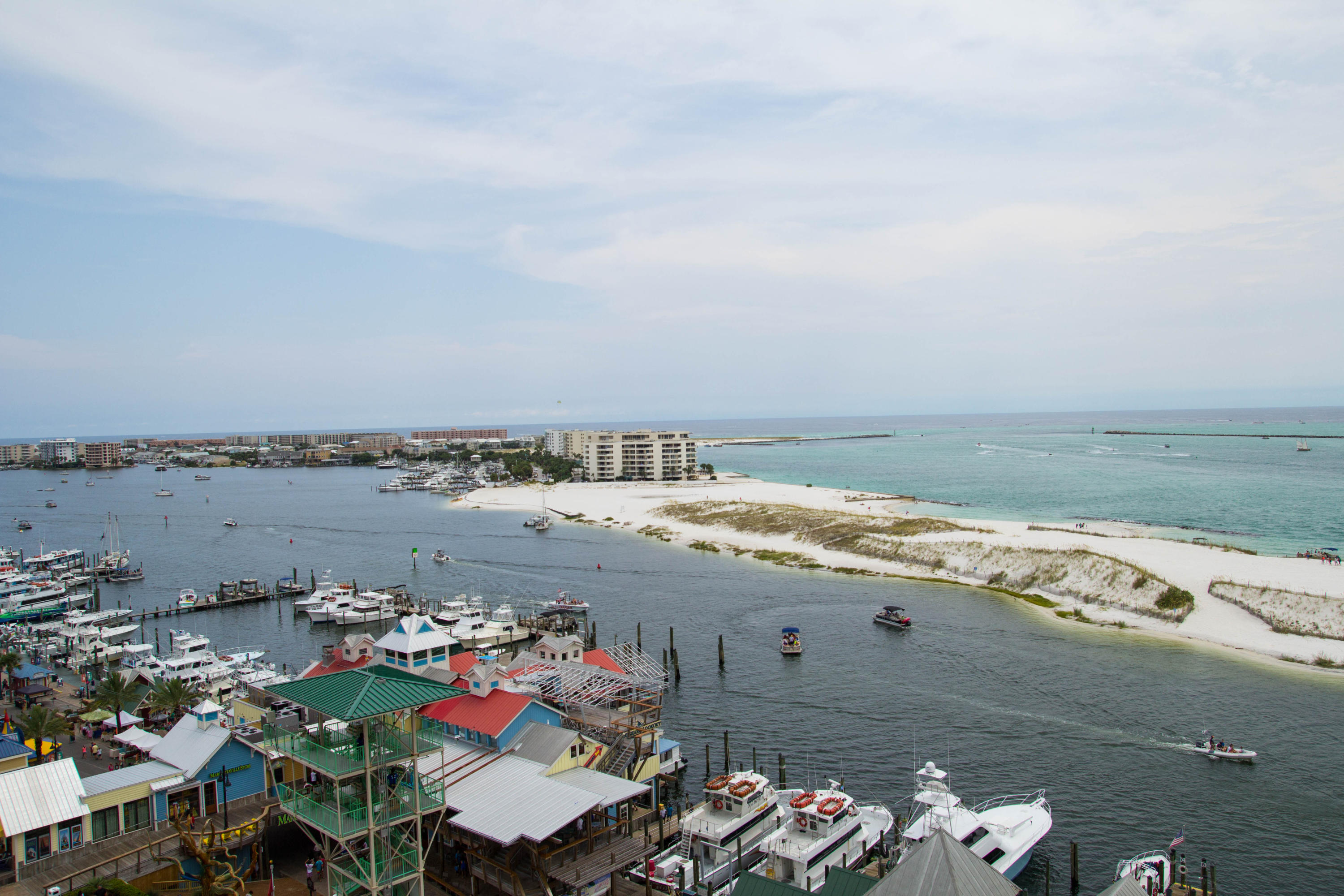 EMERALD GRANDE - Residential