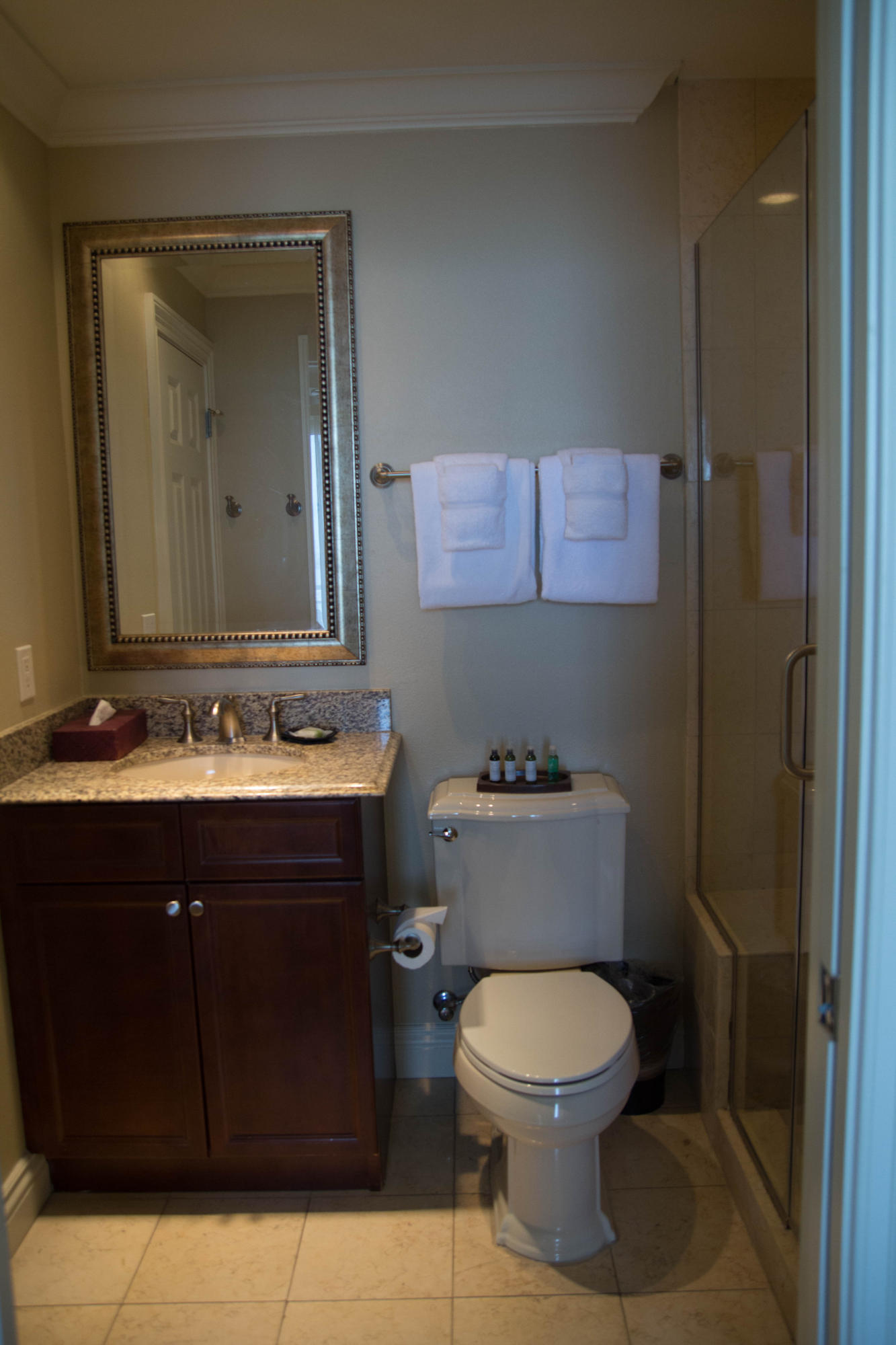 EMERALD GRANDE - Residential