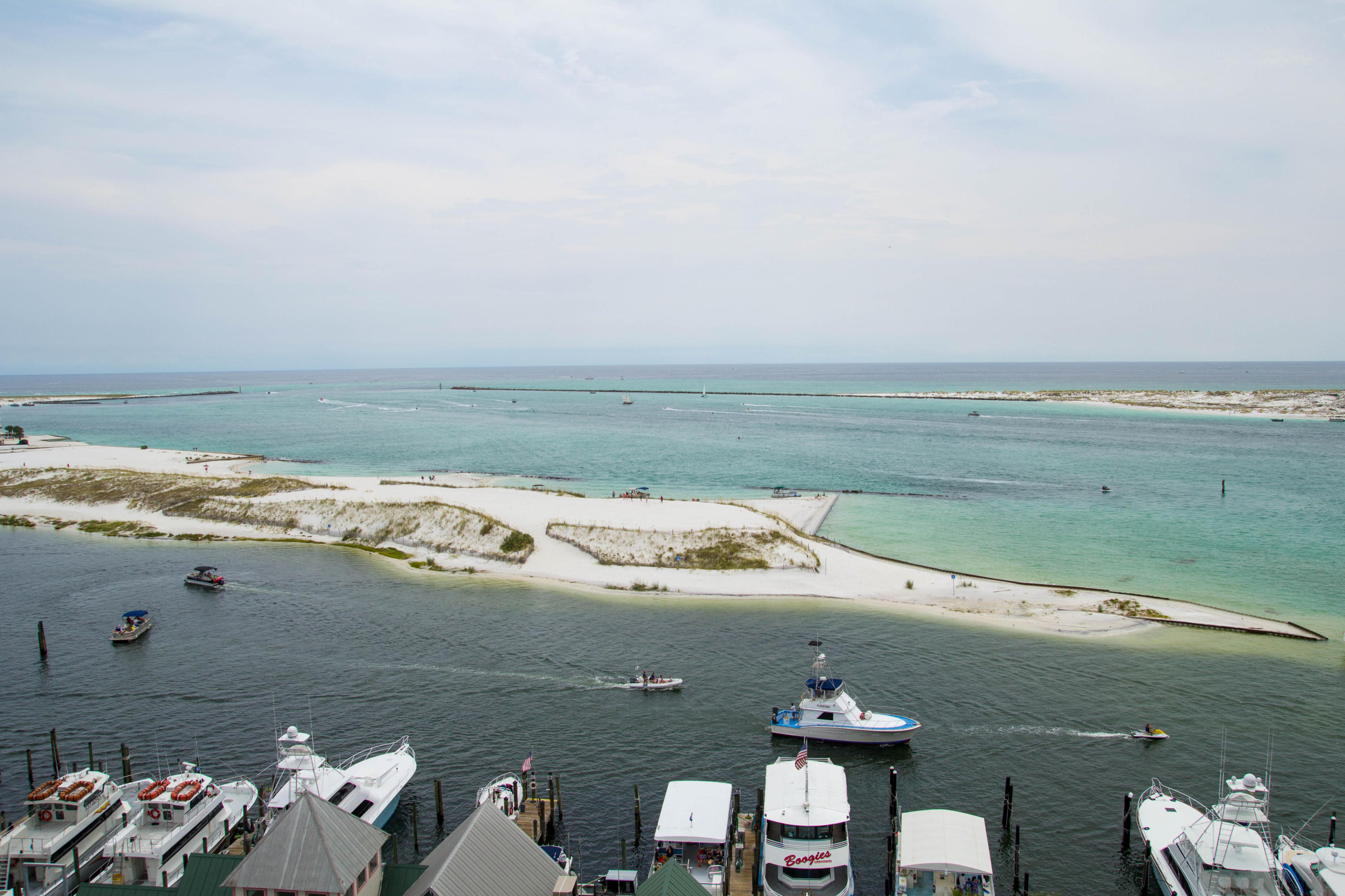 EMERALD GRANDE - Residential