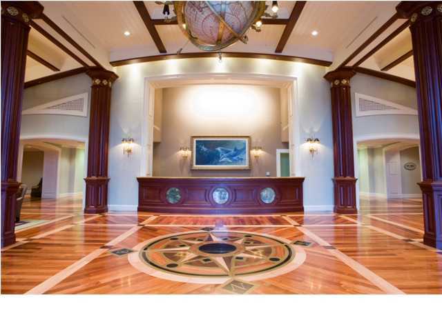 EMERALD GRANDE - Residential