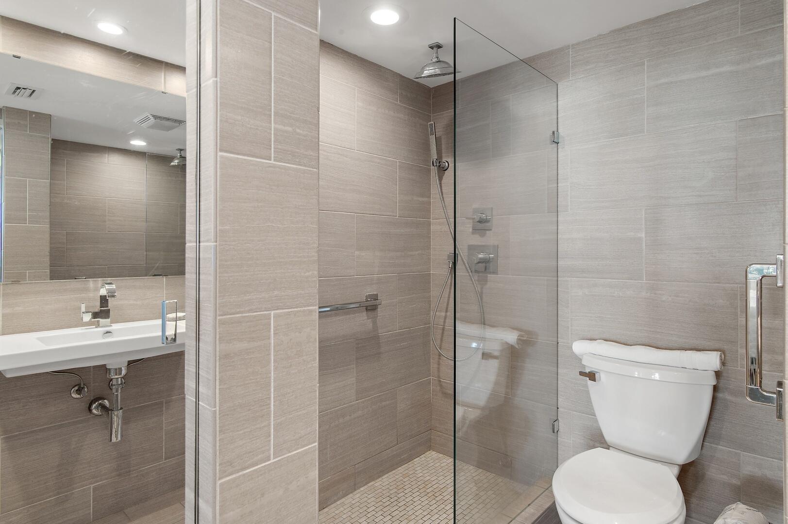 Jetty East Condominium - Residential