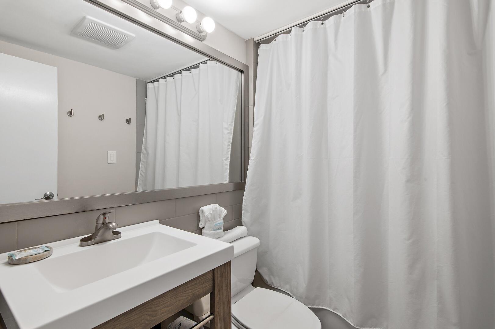 Jetty East Condominium - Residential