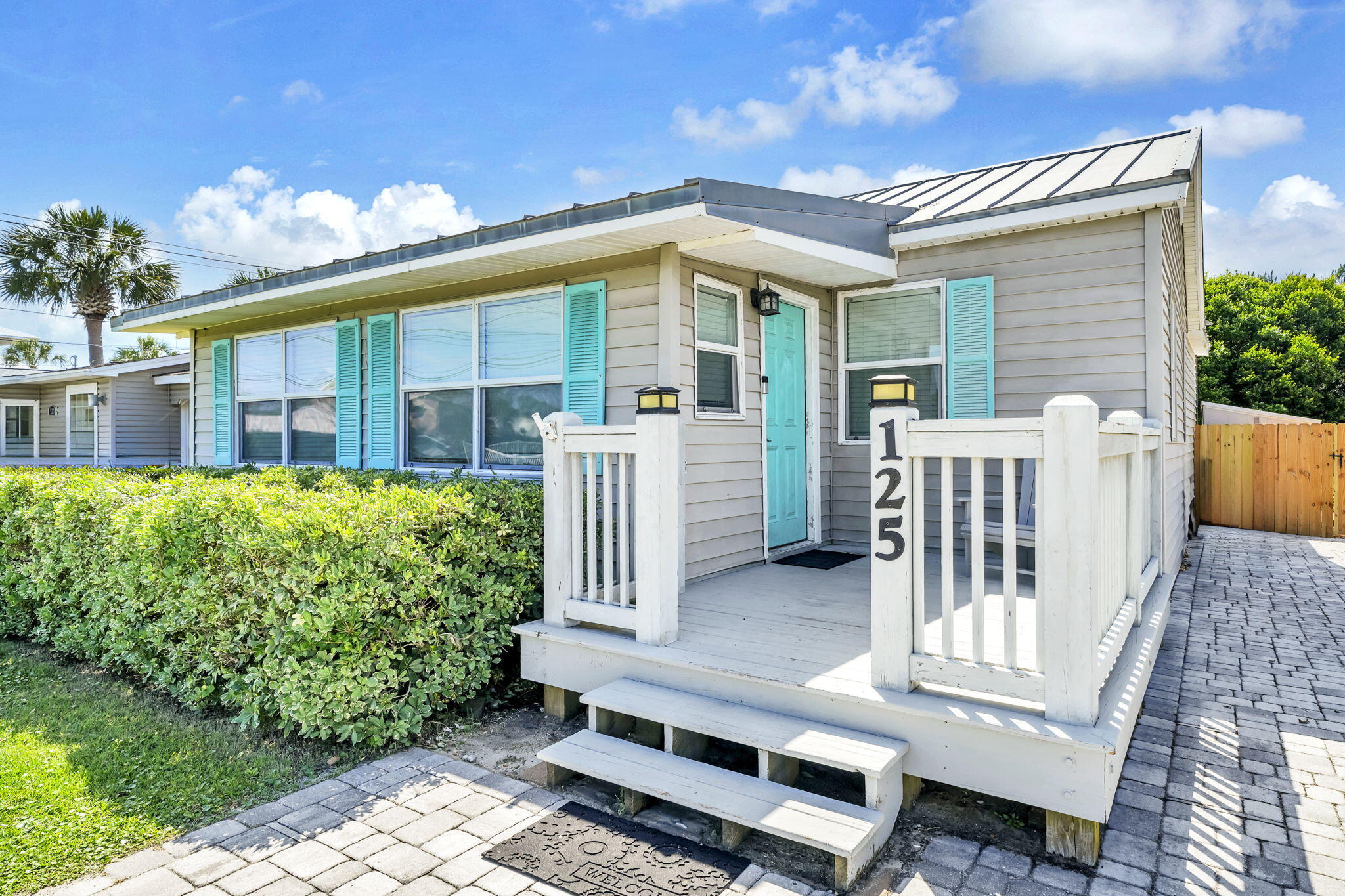 125 Malaga Place