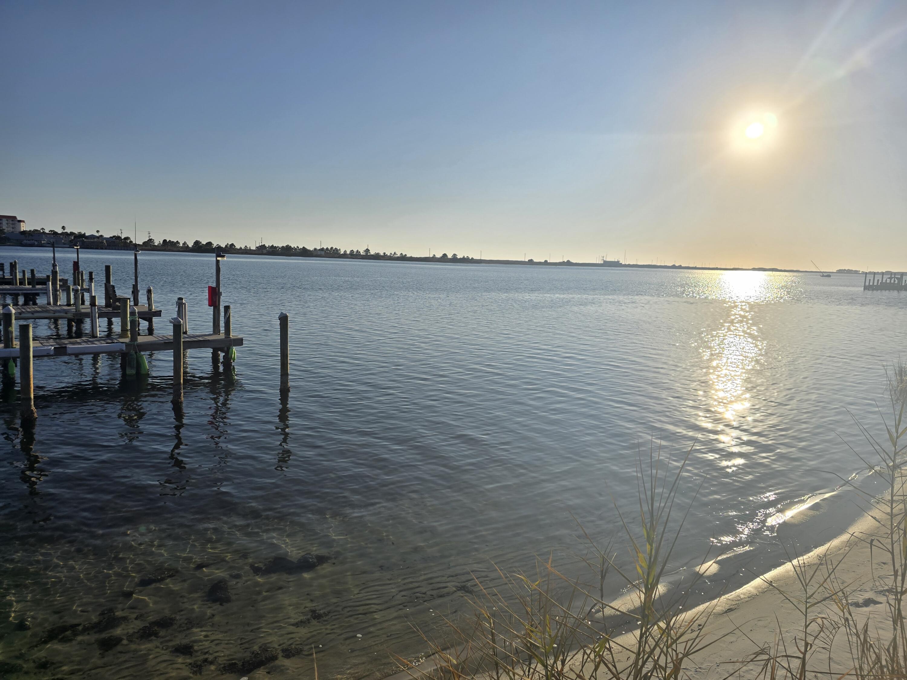 FOUNTAINHEAD CONDO - Residential Lease