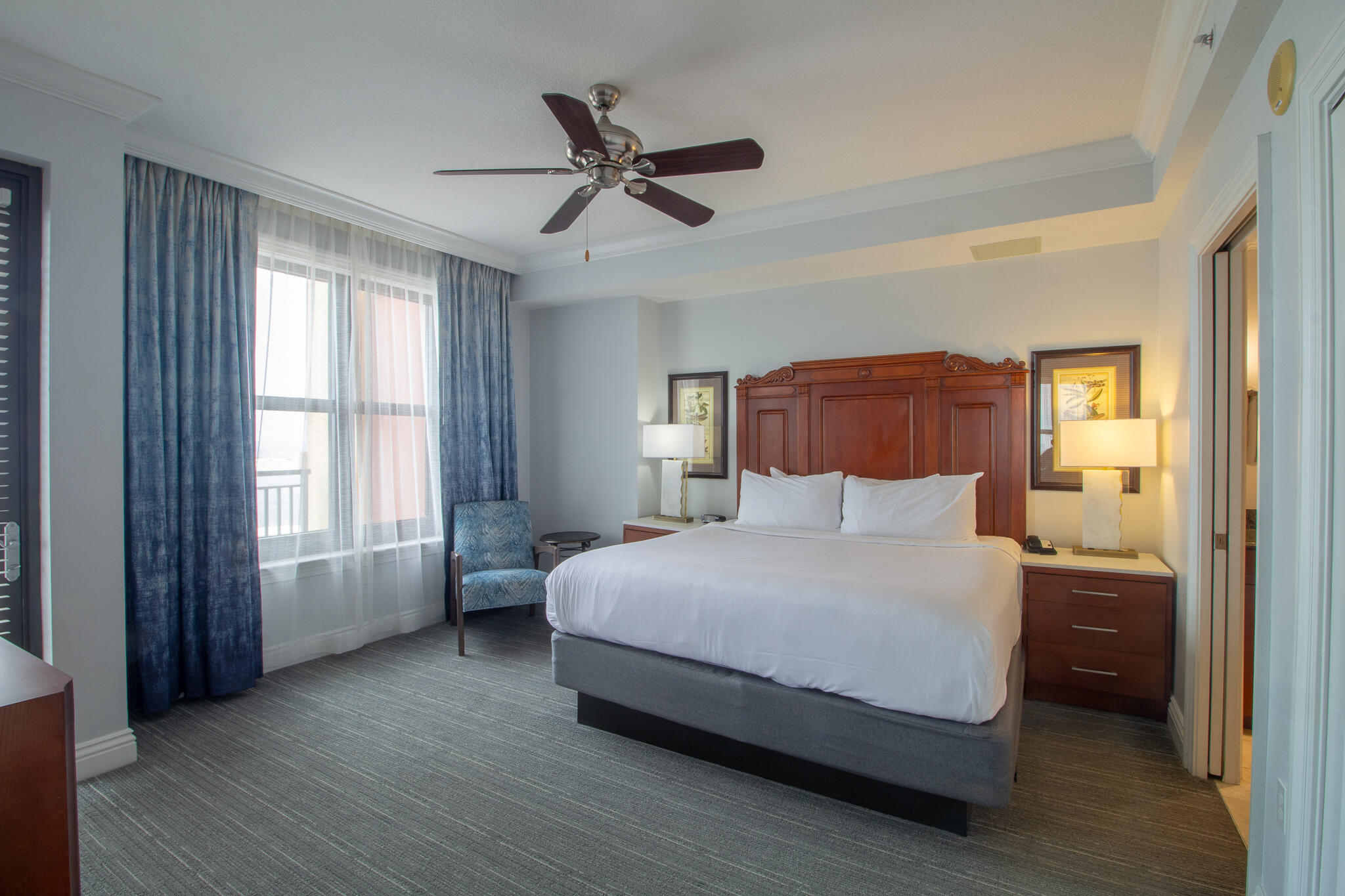 EMERALD GRANDE - Residential