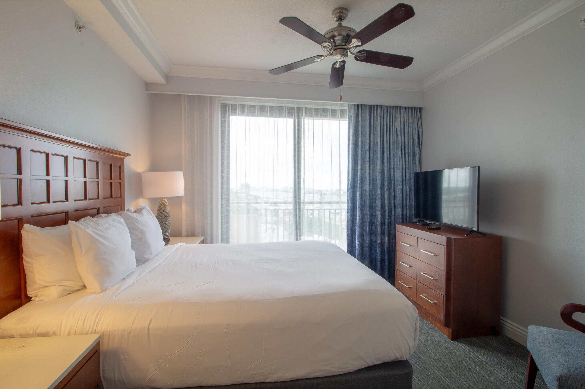 EMERALD GRANDE - Residential