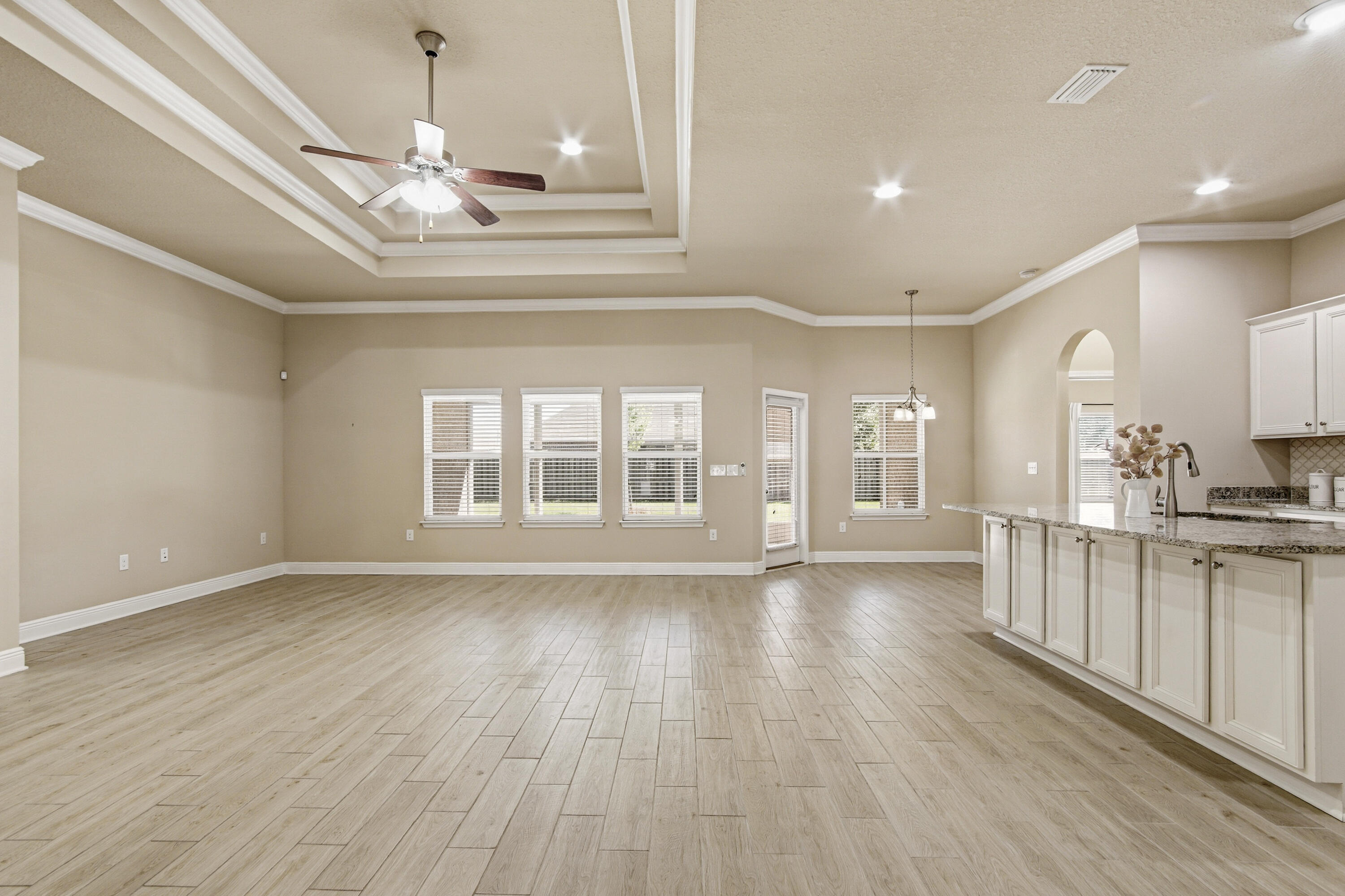 HAMMOCK BAY - Residential