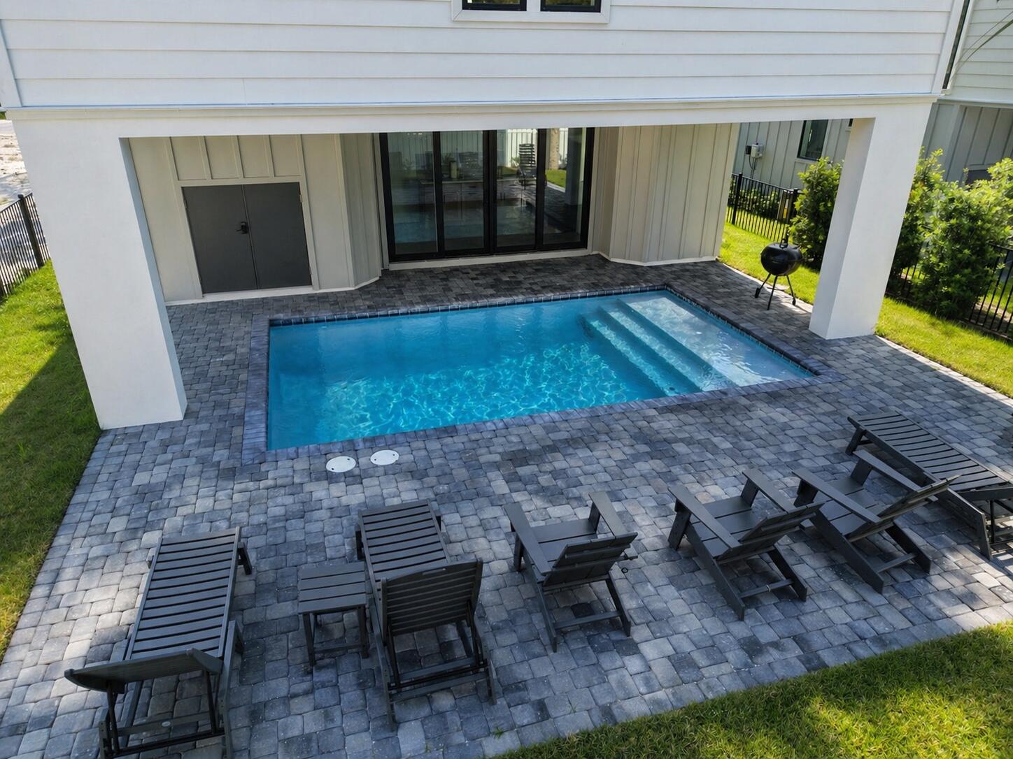 BLUE MOUNTAIN ESTATES - Residential