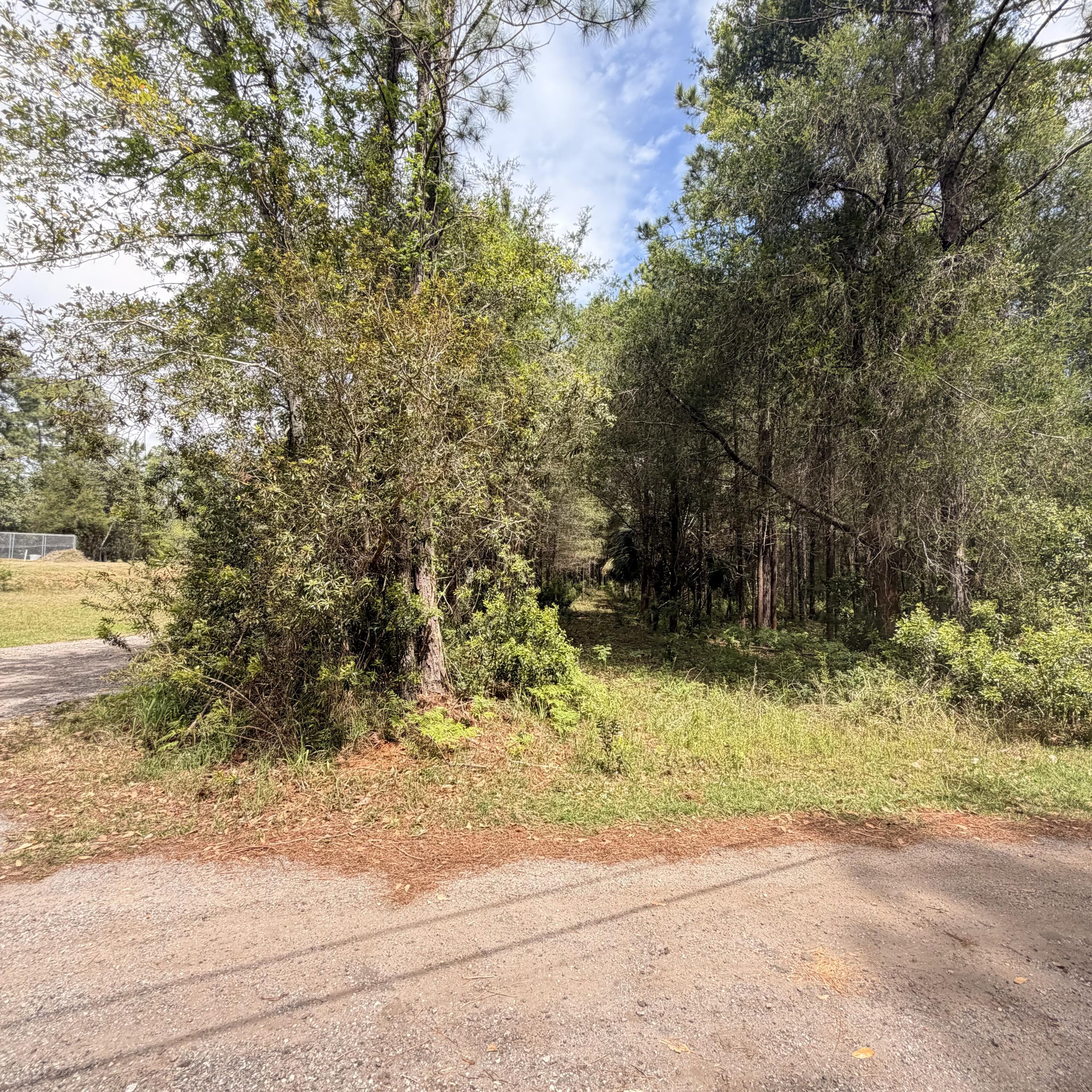 SPANISH LANDING - Land