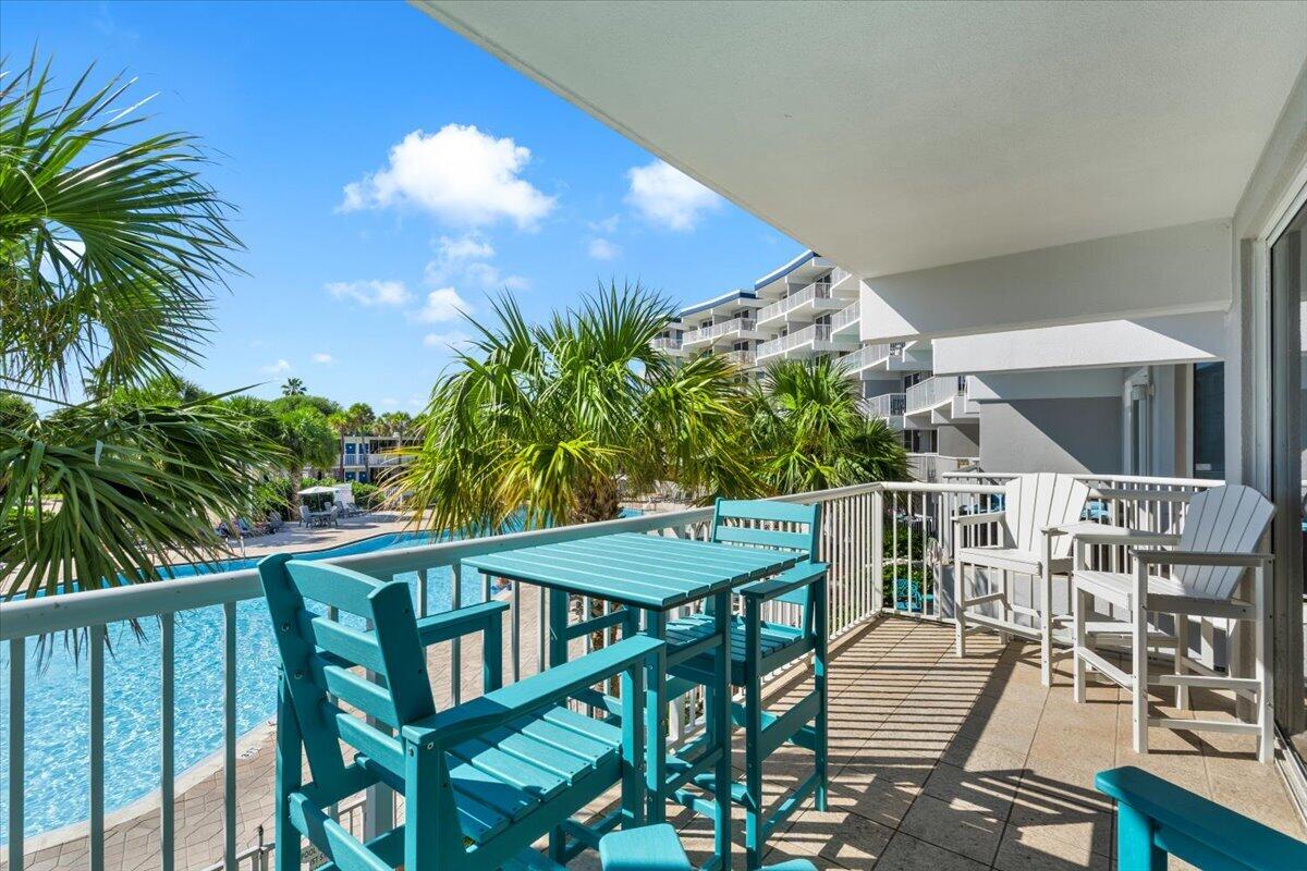1515 SE Miracle Strip Parkway 205