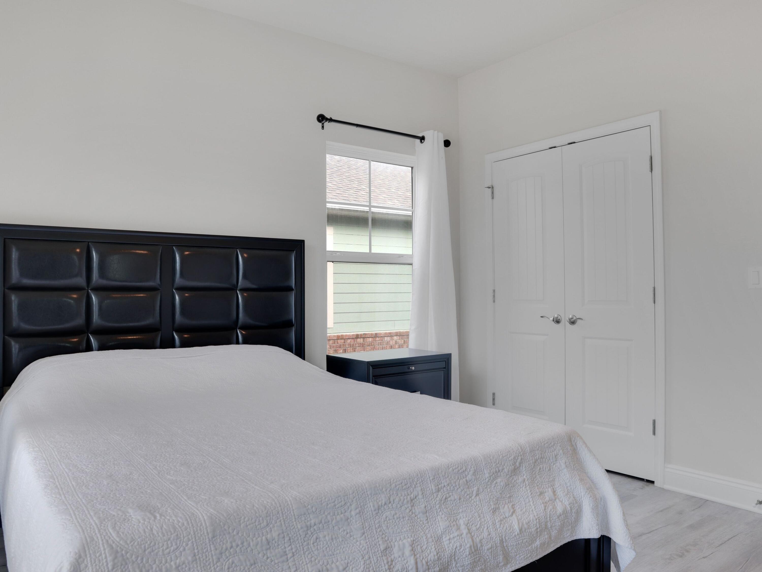 LAFAYETTE CREEK LANDING - Residential