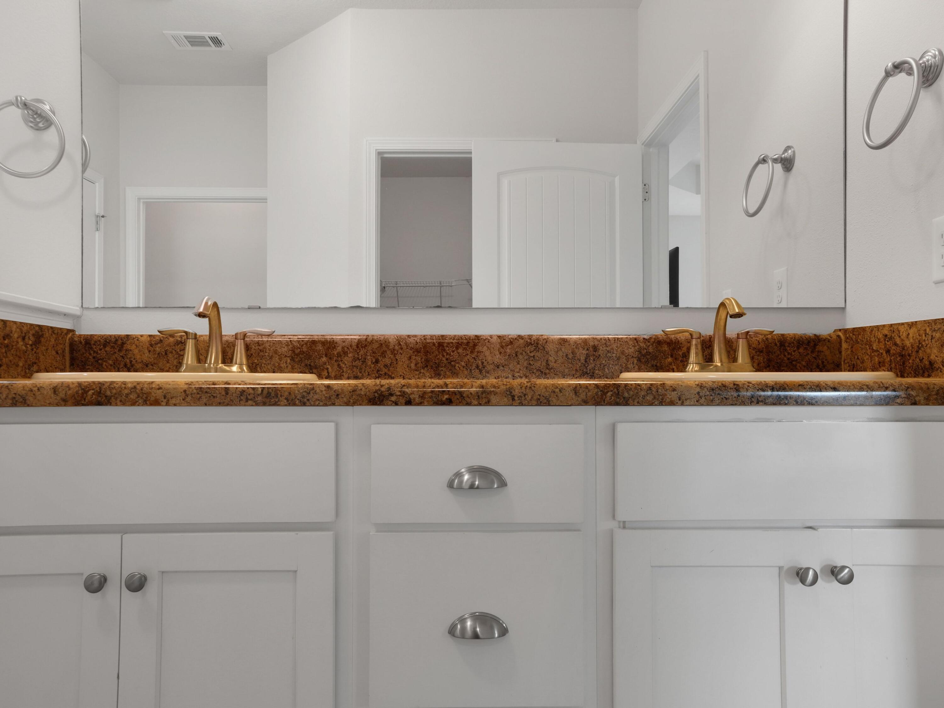 LAFAYETTE CREEK LANDING - Residential