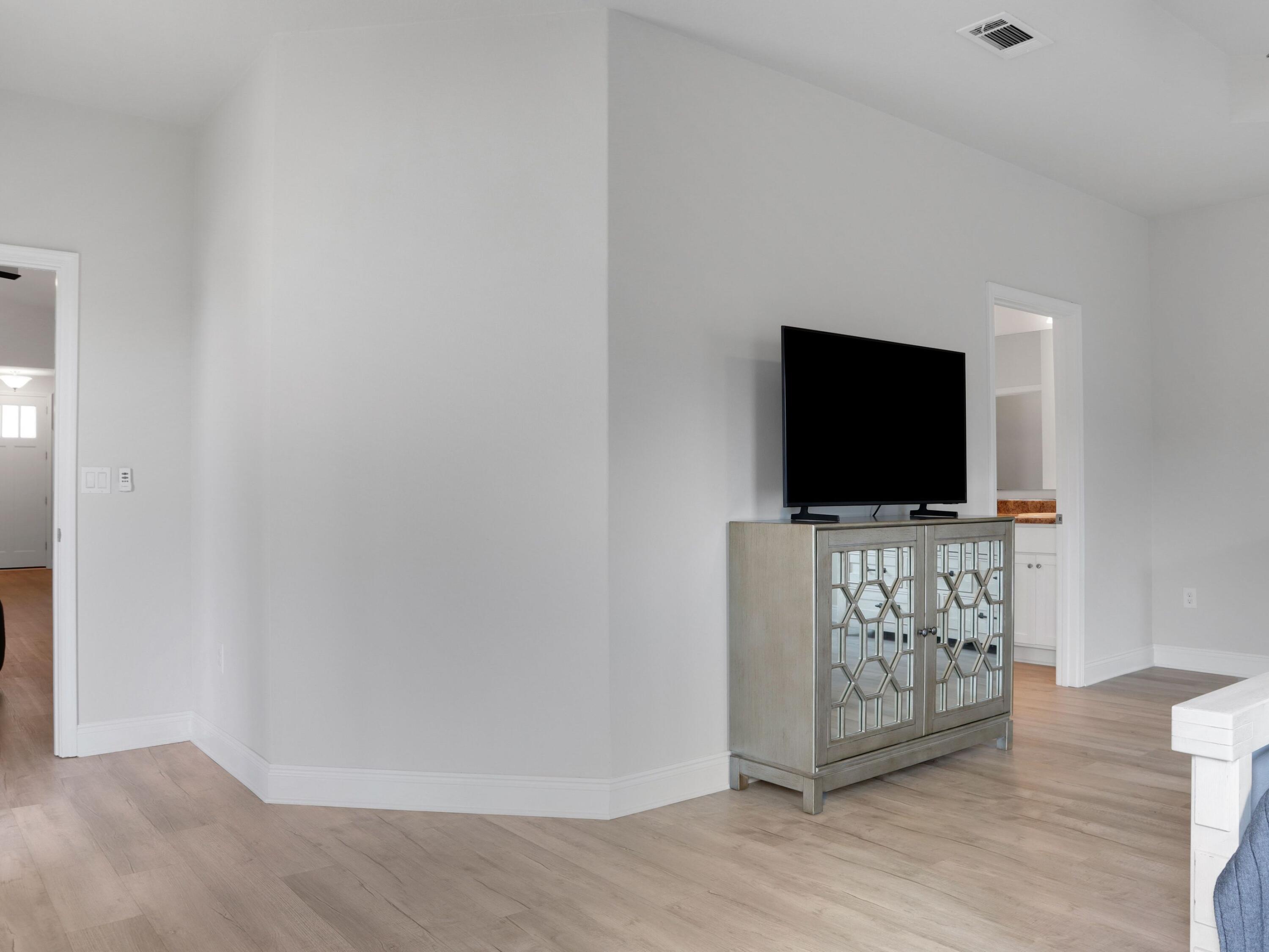 LAFAYETTE CREEK LANDING - Residential