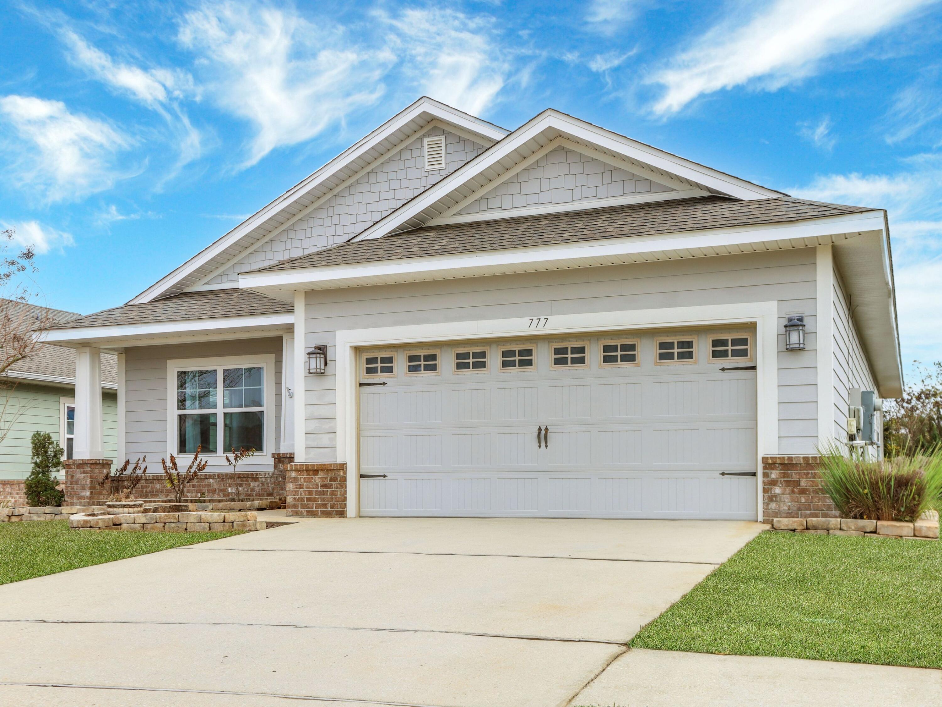 LAFAYETTE CREEK LANDING - Residential