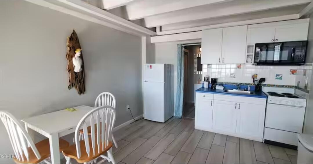 Fontainebleu Terrace - Residential