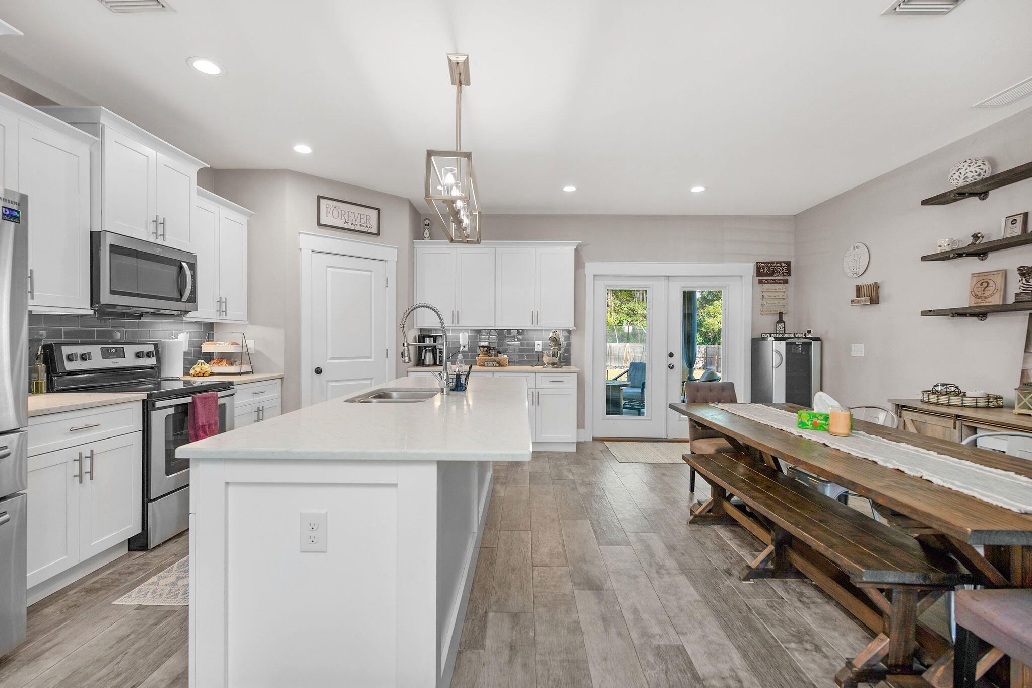 NAVARRE S/D 1ST ADDN - Residential