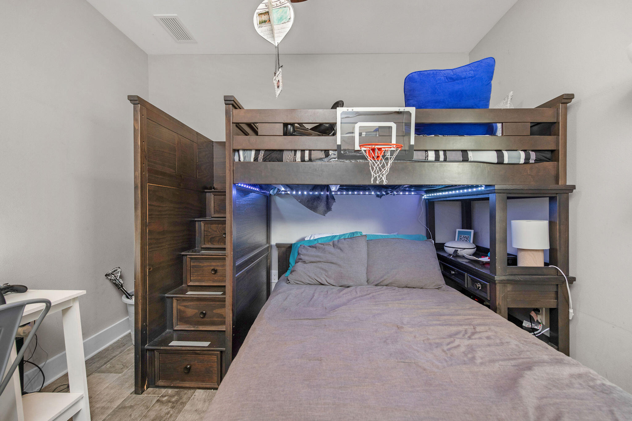 NAVARRE S/D 1ST ADDN - Residential