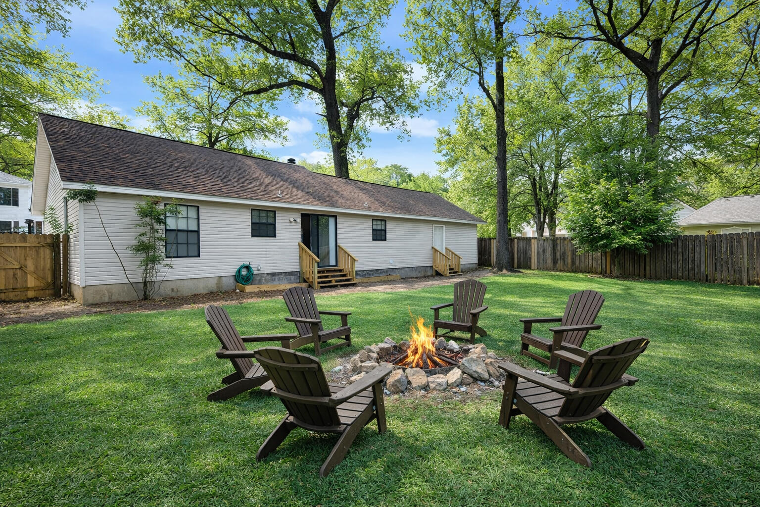 BEACONS BEND - Residential