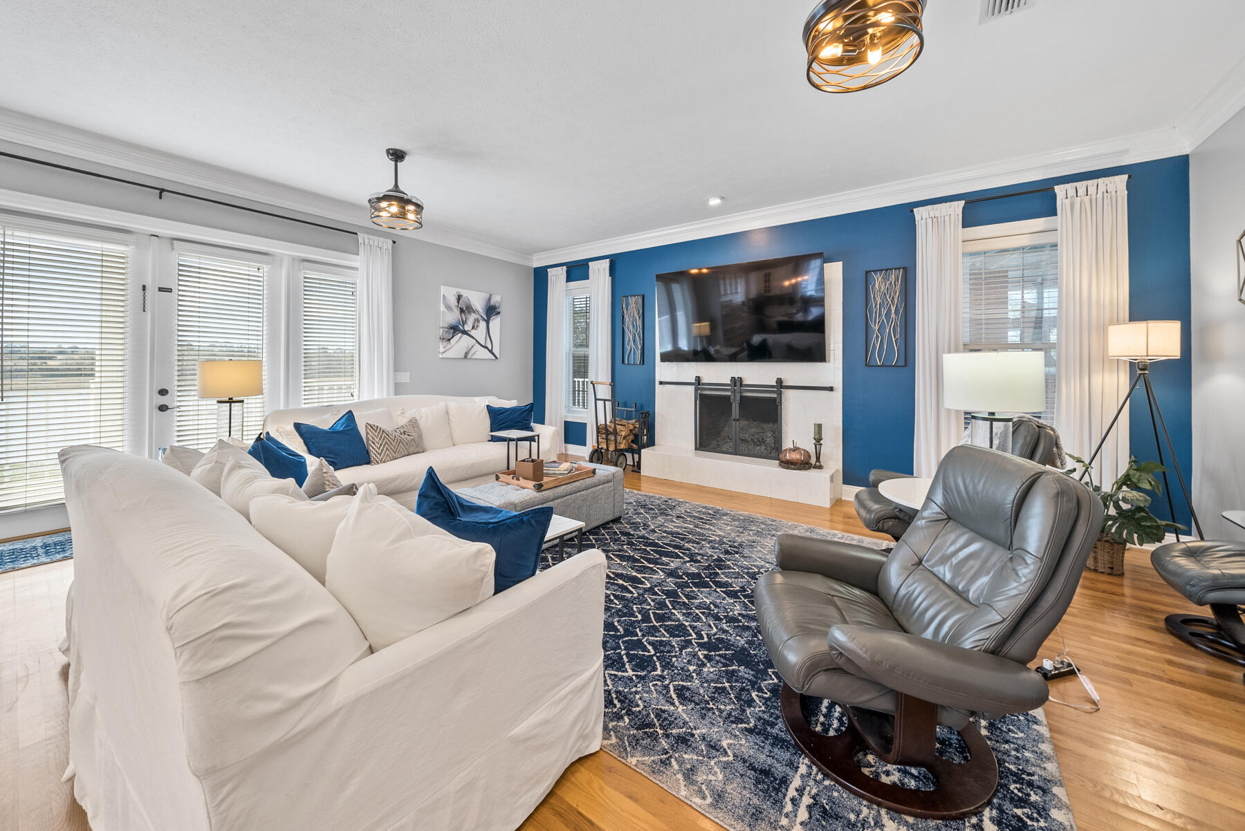 NO RECORDED SUBDIVISION - Residential