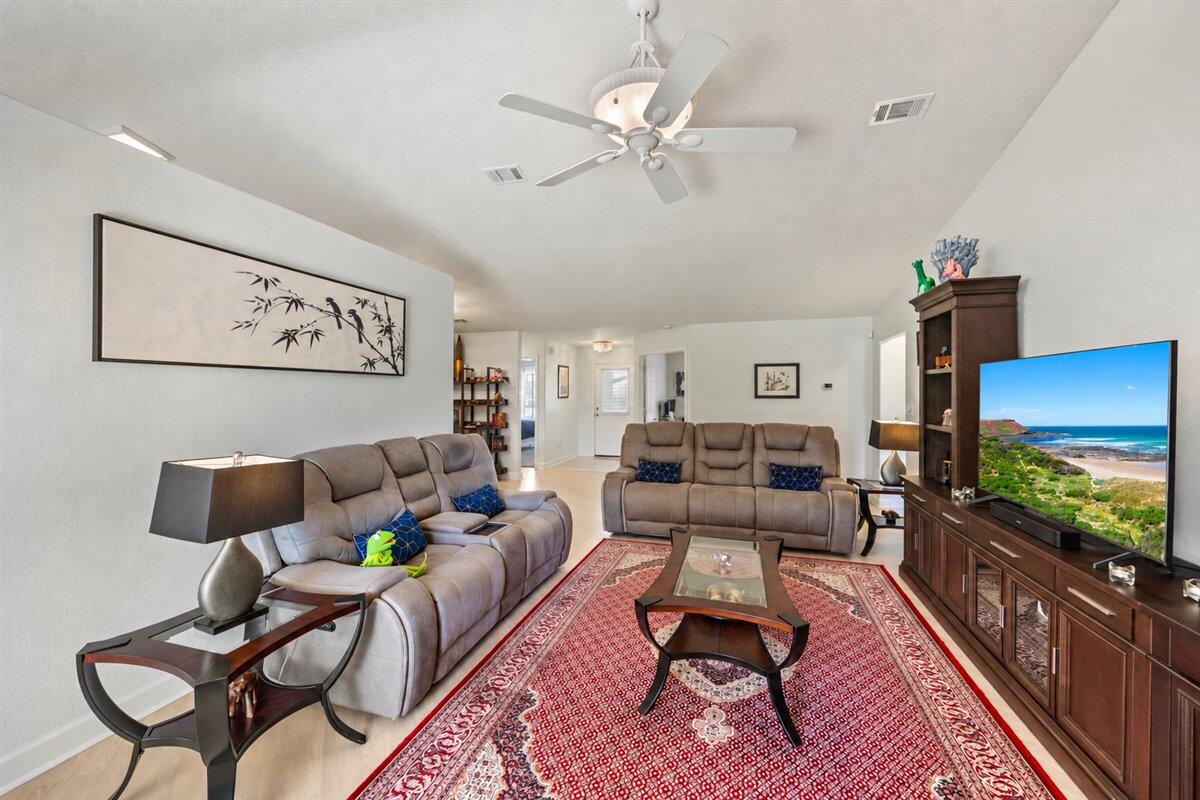 4810 Kitty Hawk Circle