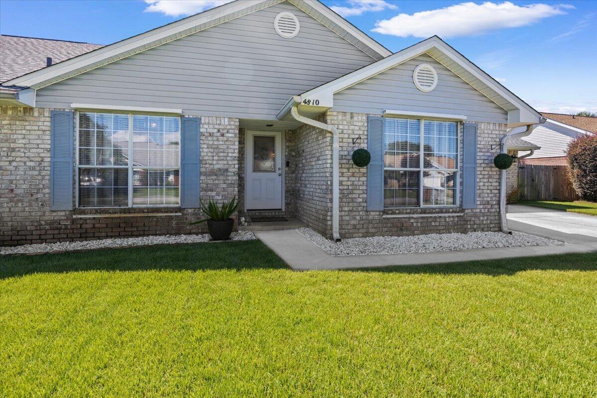 4810 Kitty Hawk Circle