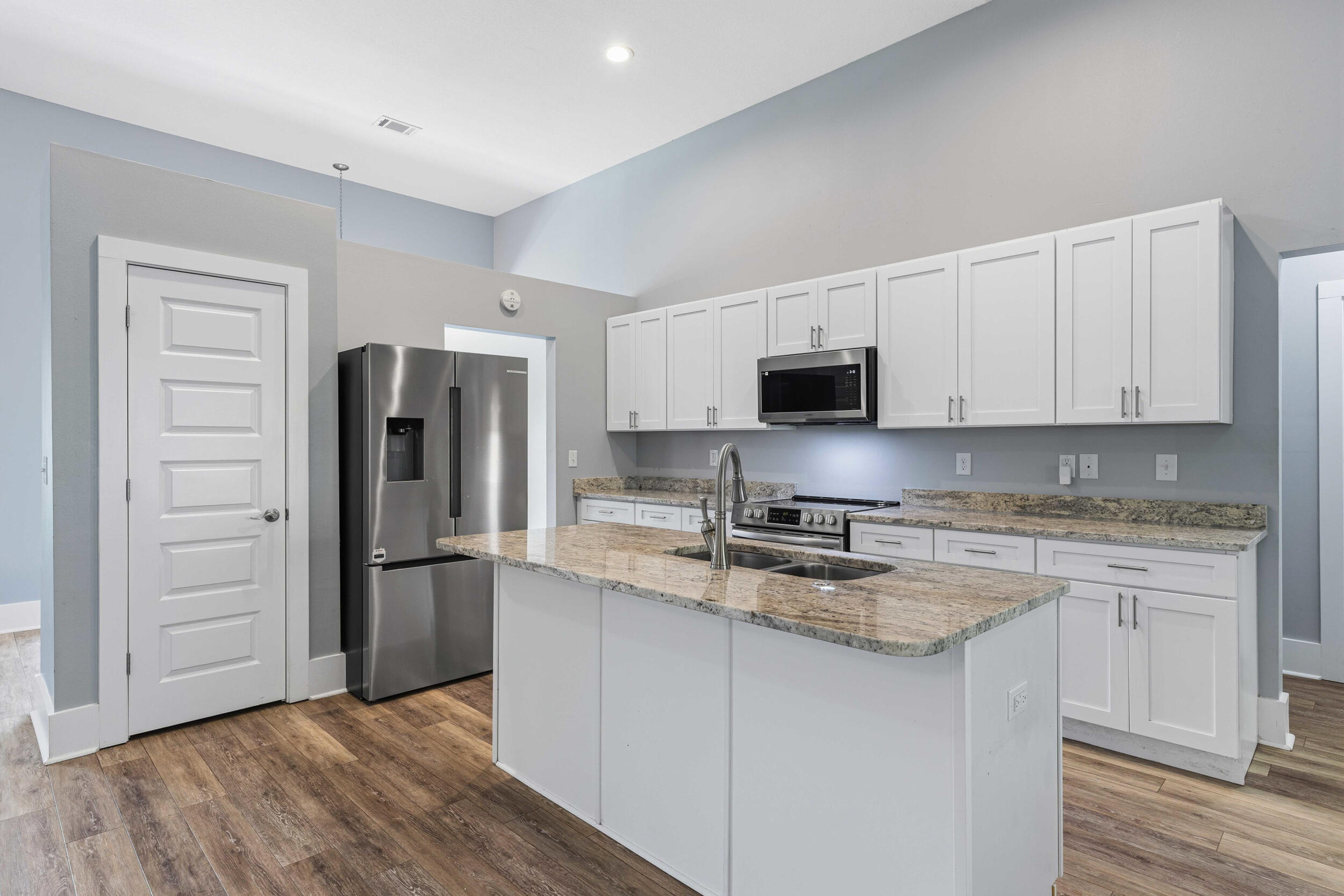 LAKE ARTHUR ESTATES - Residential