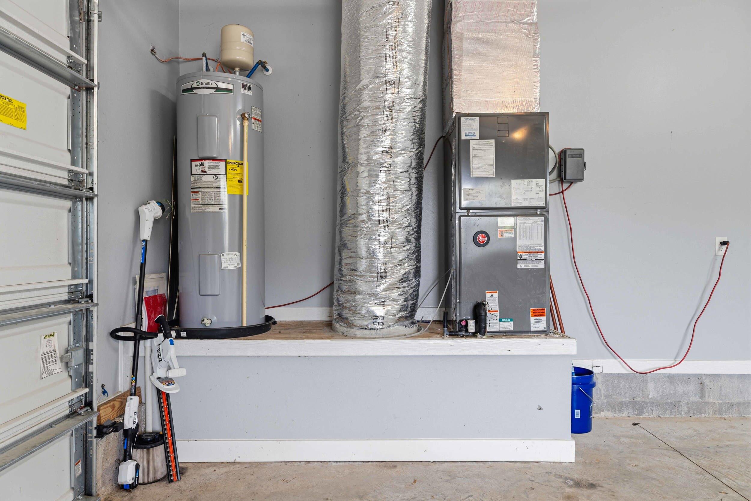 LAKE ARTHUR ESTATES - Residential