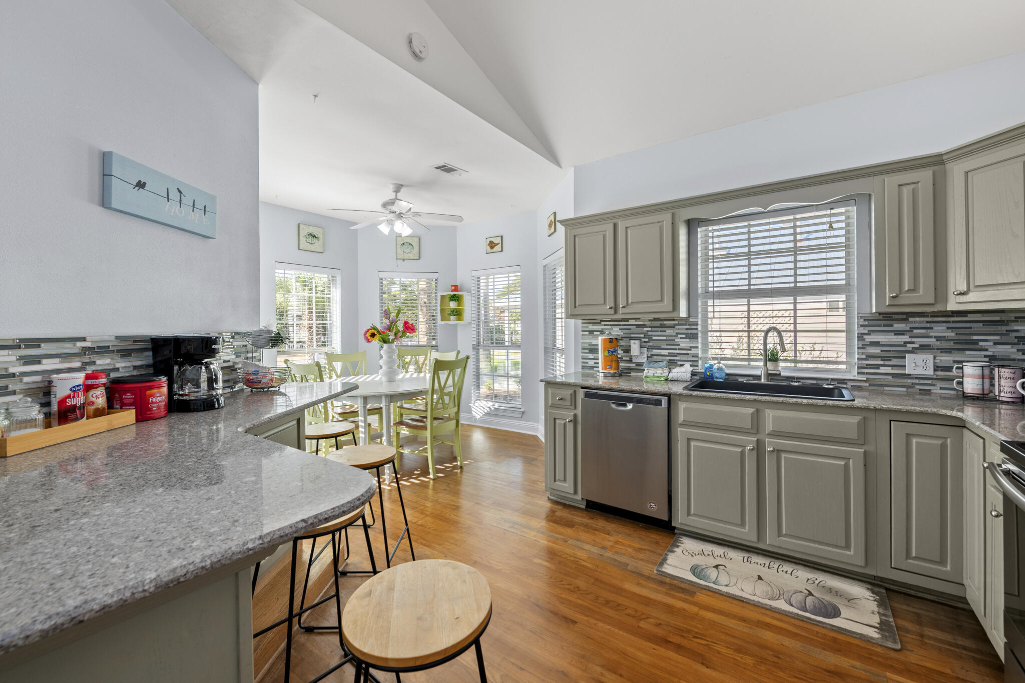 CRYSTAL BEACH - Residential