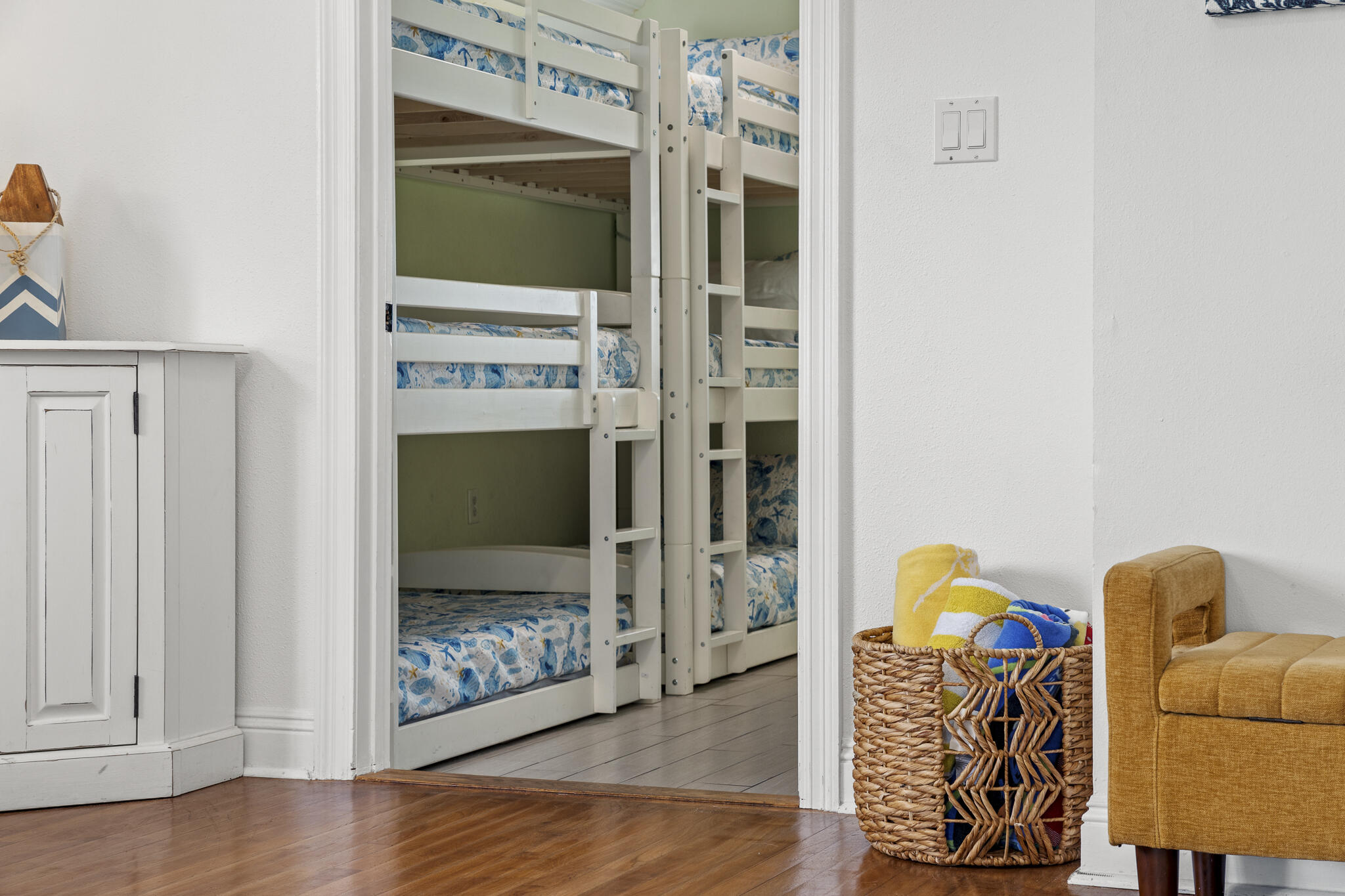 CRYSTAL BEACH - Residential