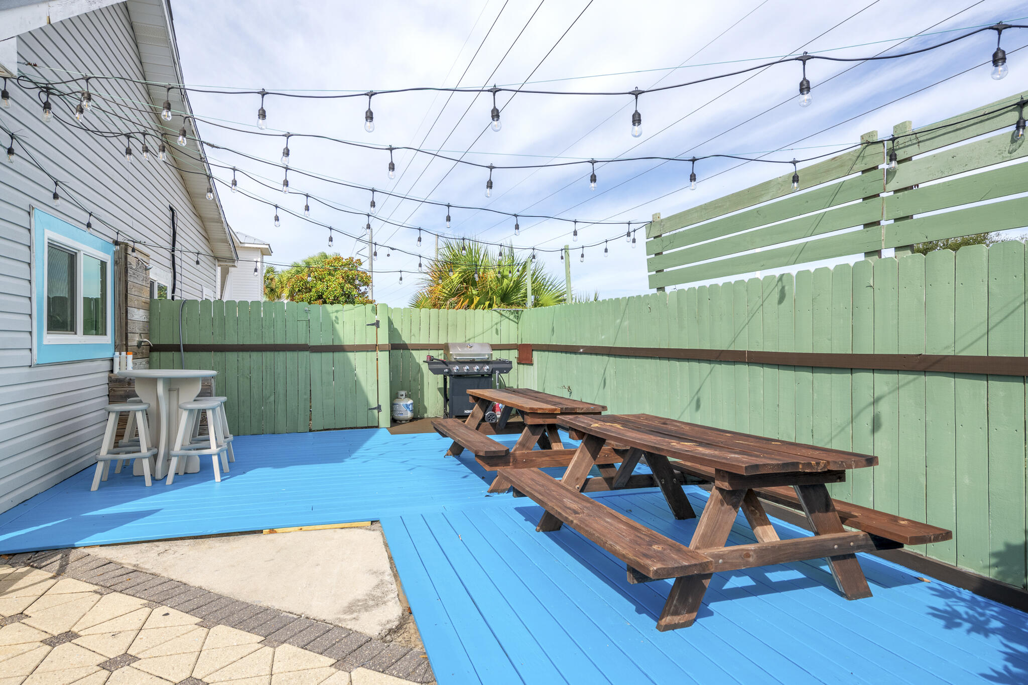 CRYSTAL BEACH - Residential