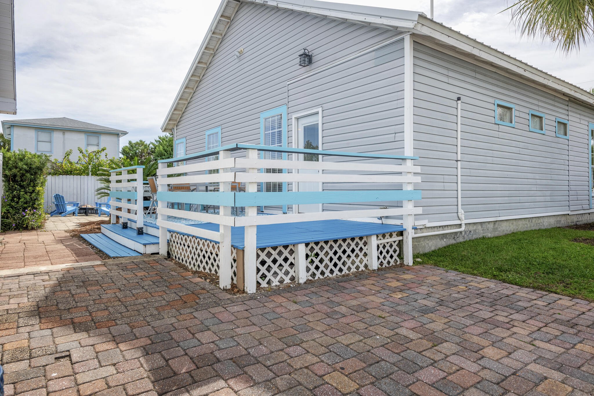 CRYSTAL BEACH - Residential