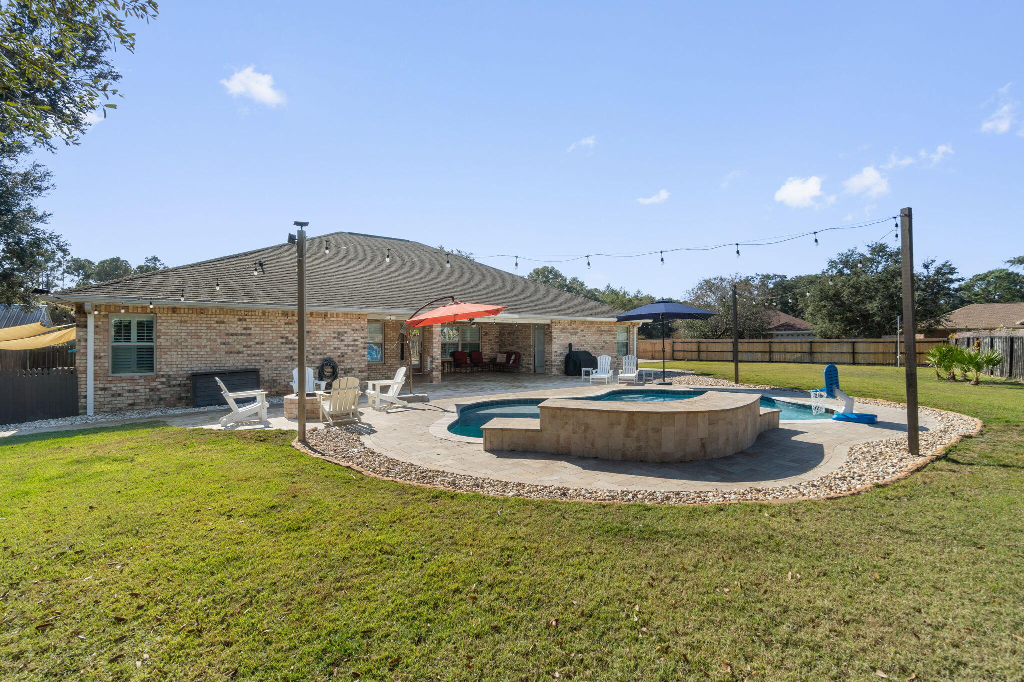 HOLLEY BY THE SEA - Residential