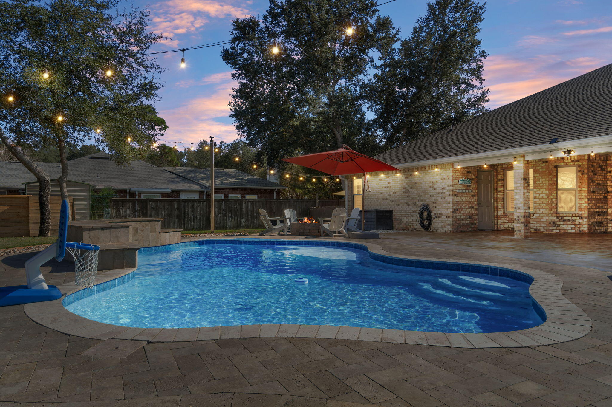 HOLLEY BY THE SEA - Residential