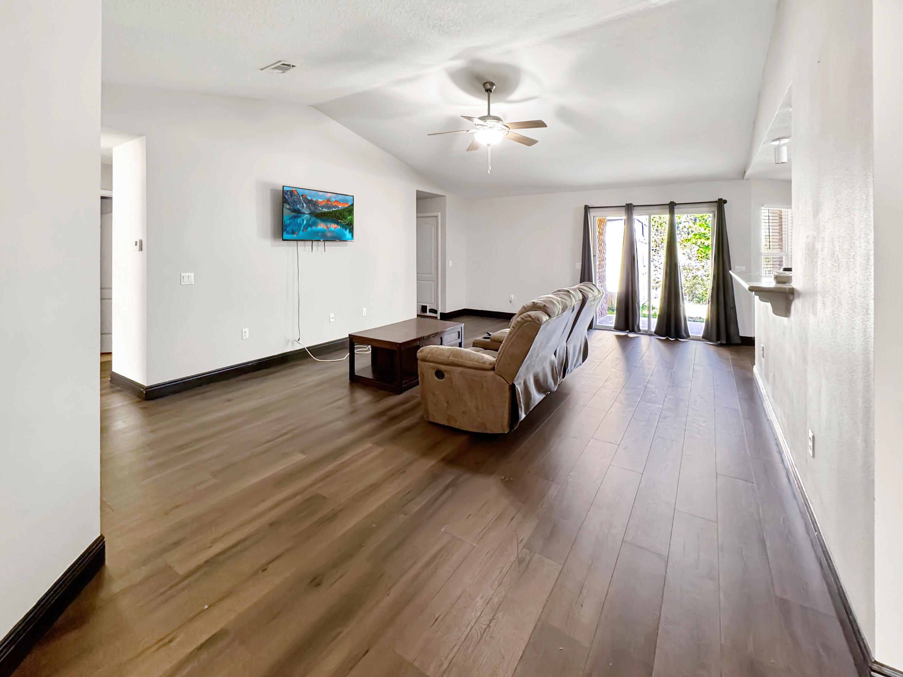 YELLOW RIVER PLANTATION S/D LOT 5 BLK H - Residential