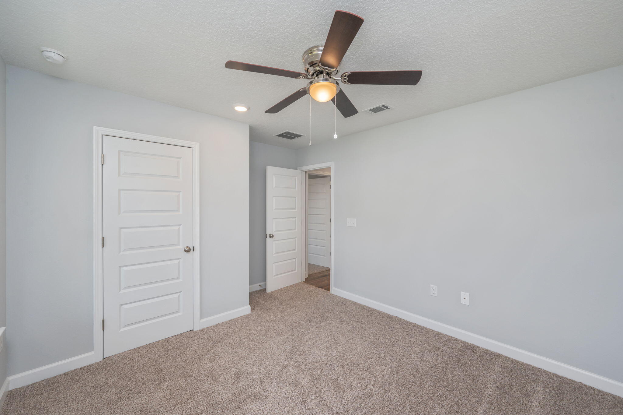 GARDEN CITY - Residential