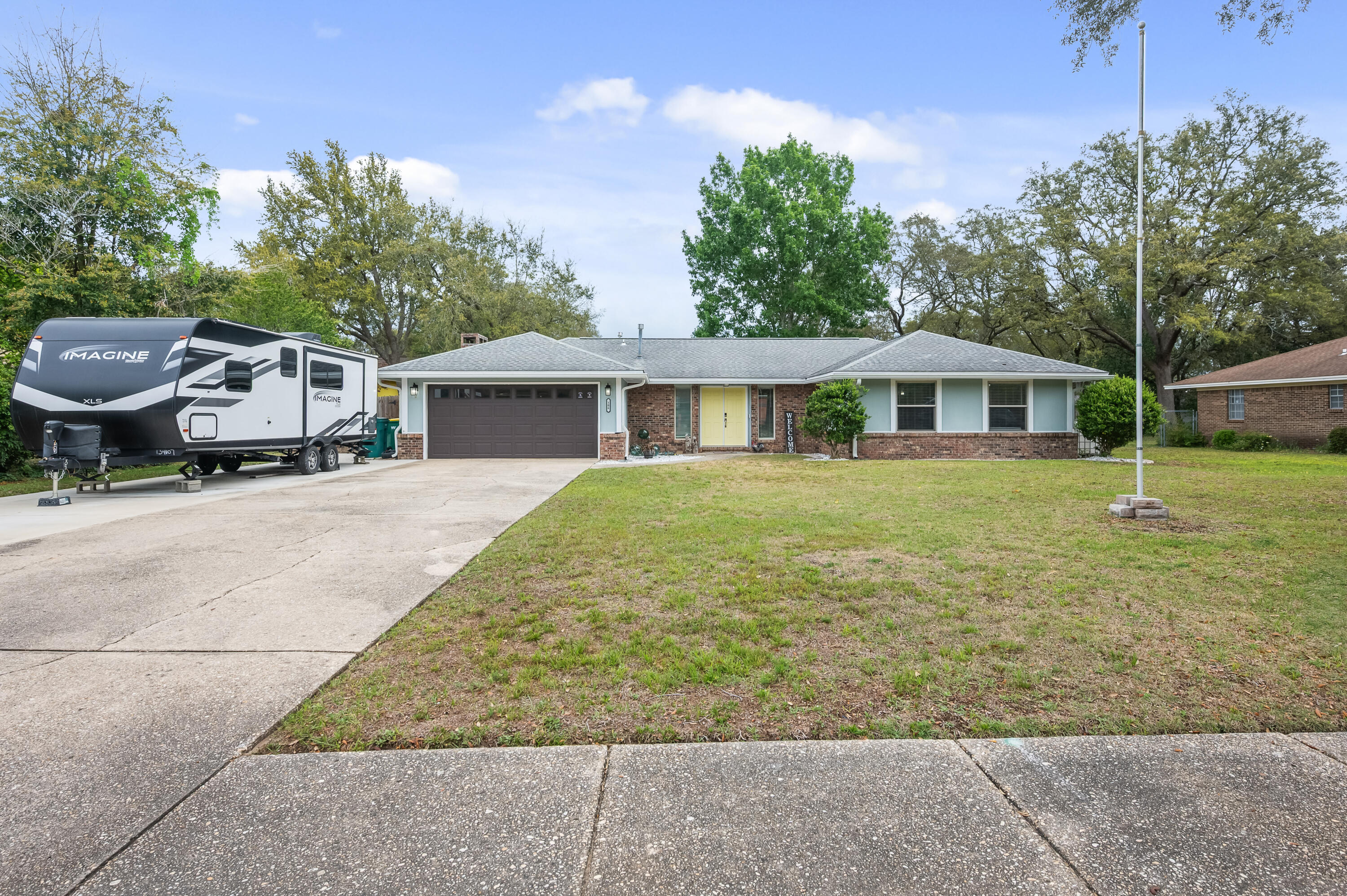 NICEVILLE (222200.00) - Residential