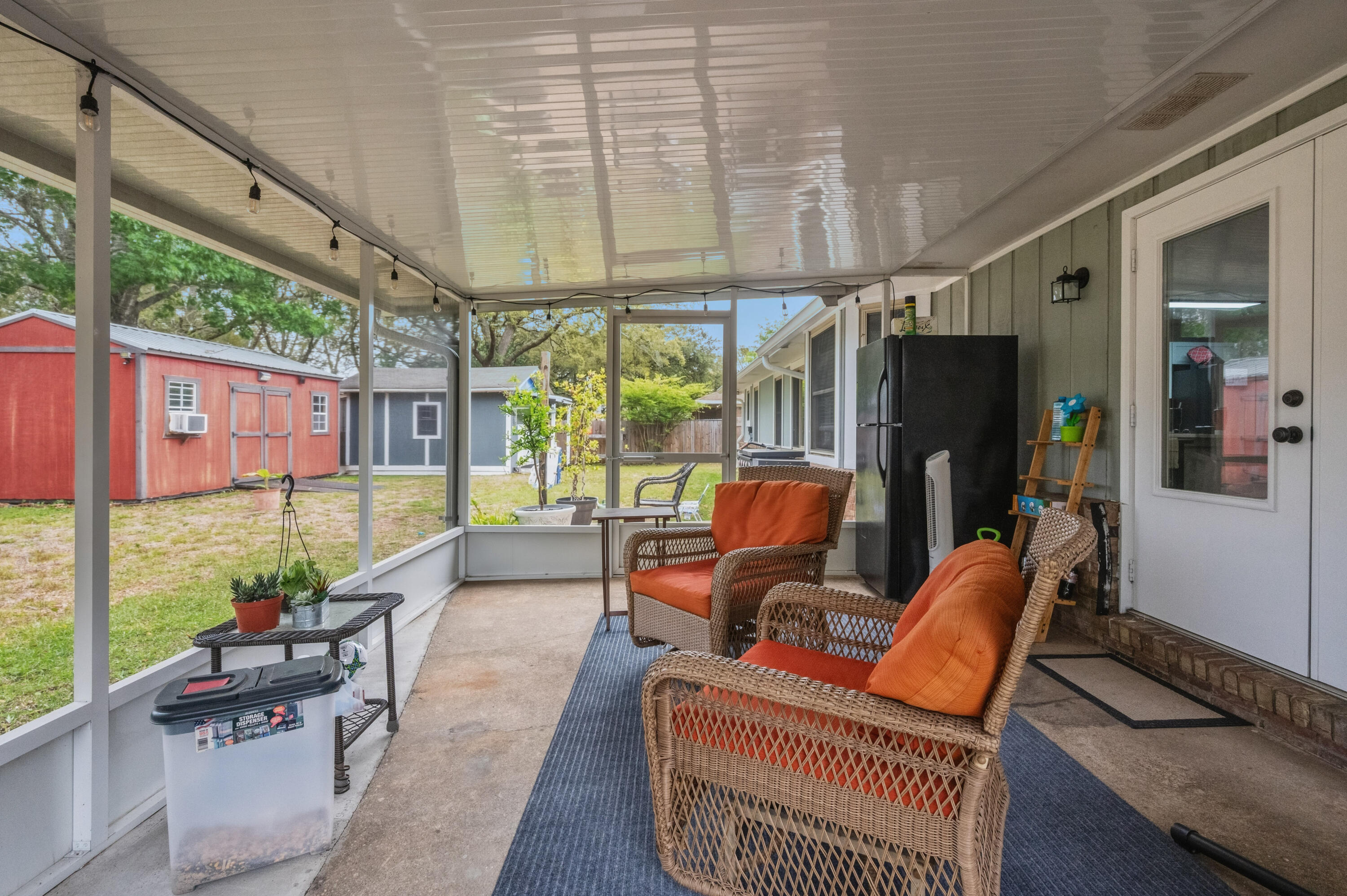 NICEVILLE (222200.00) - Residential