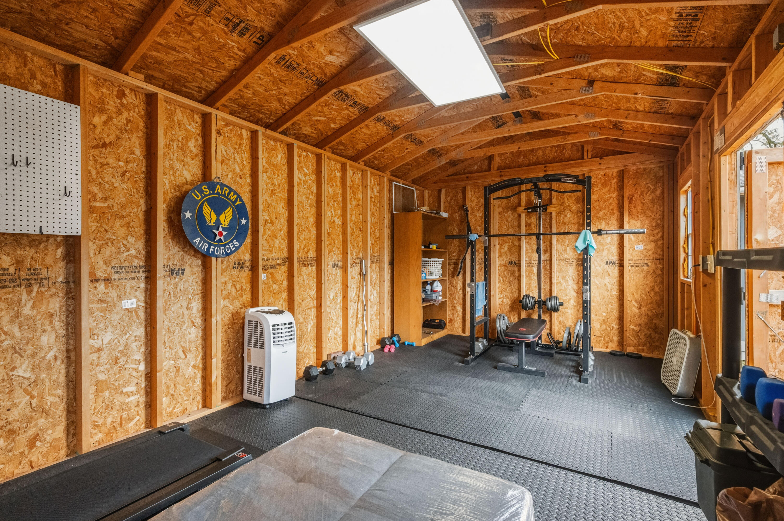 NICEVILLE (222200.00) - Residential