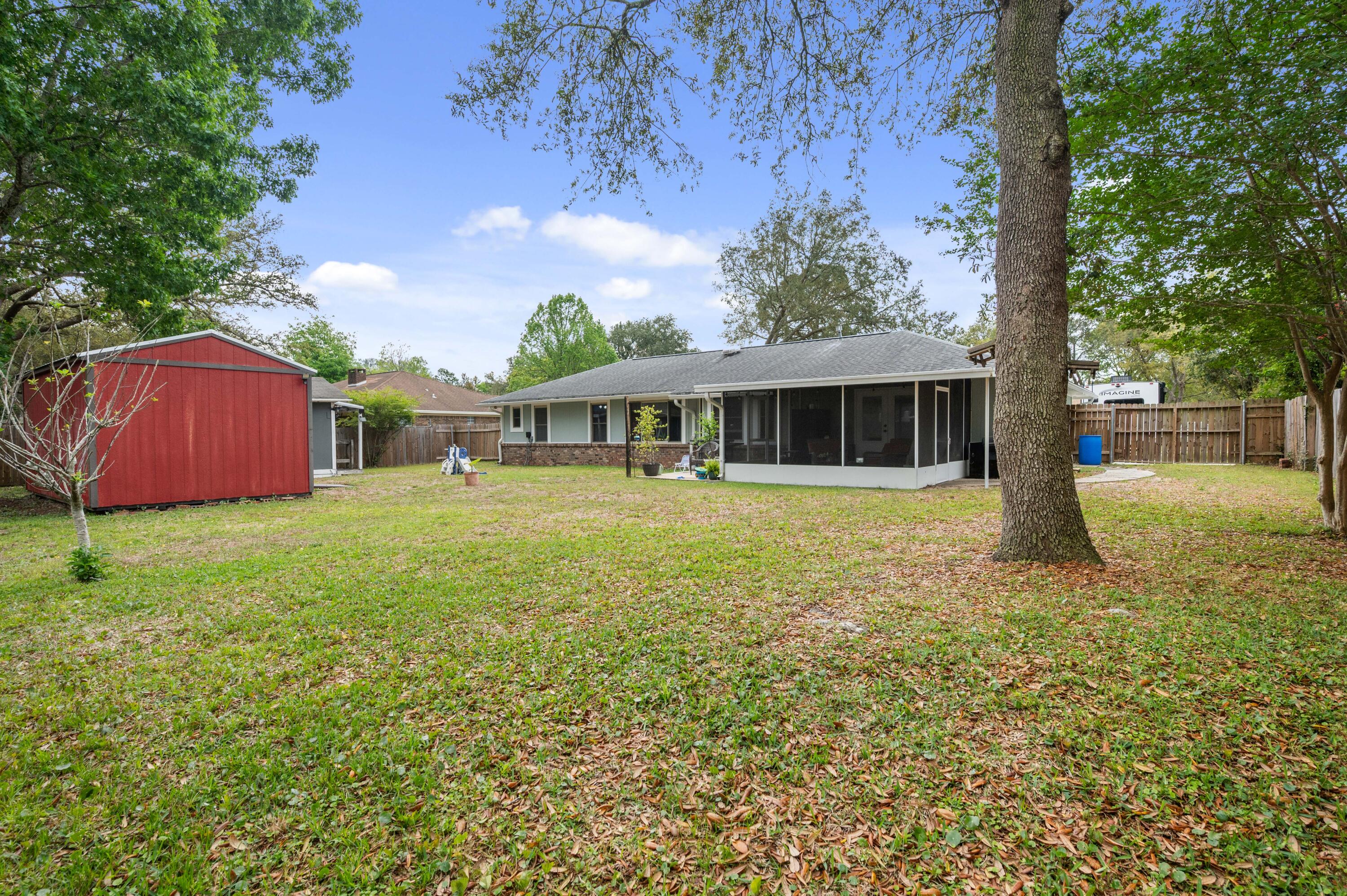 NICEVILLE (222200.00) - Residential