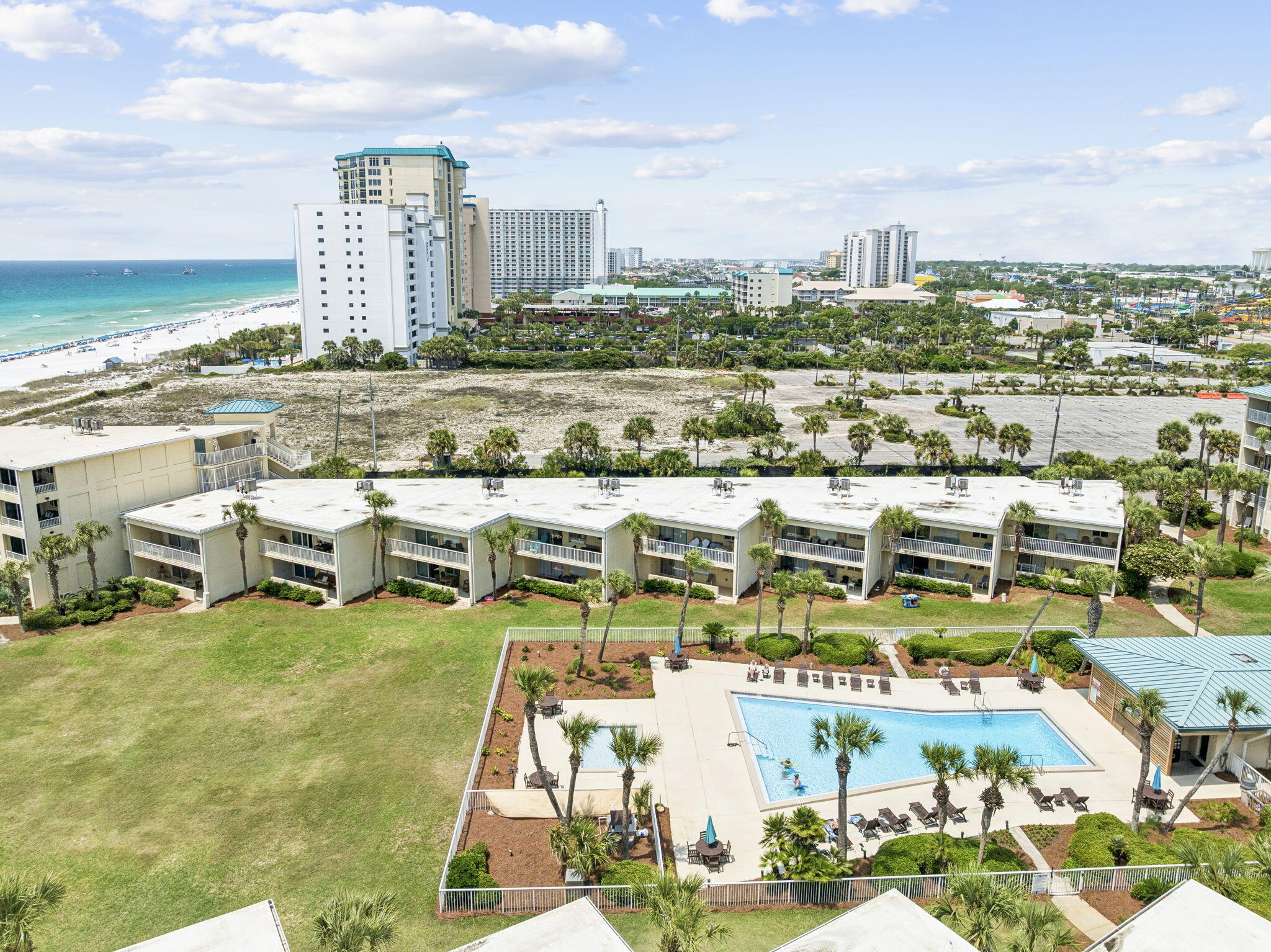SILVER DUNES CONDO - Residential