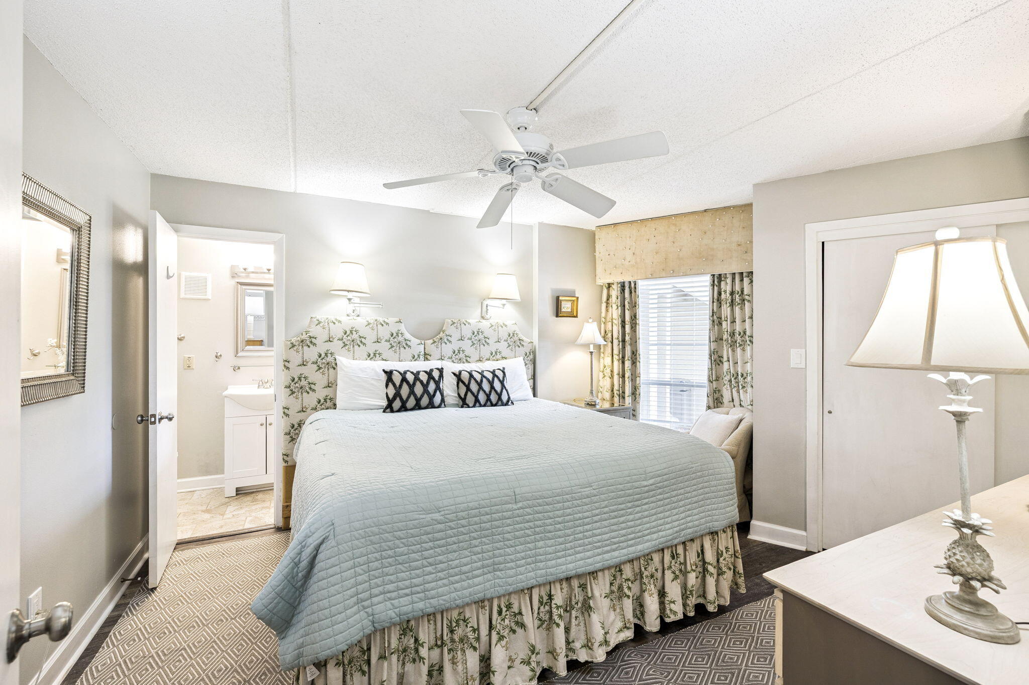 SILVER DUNES CONDO - Residential