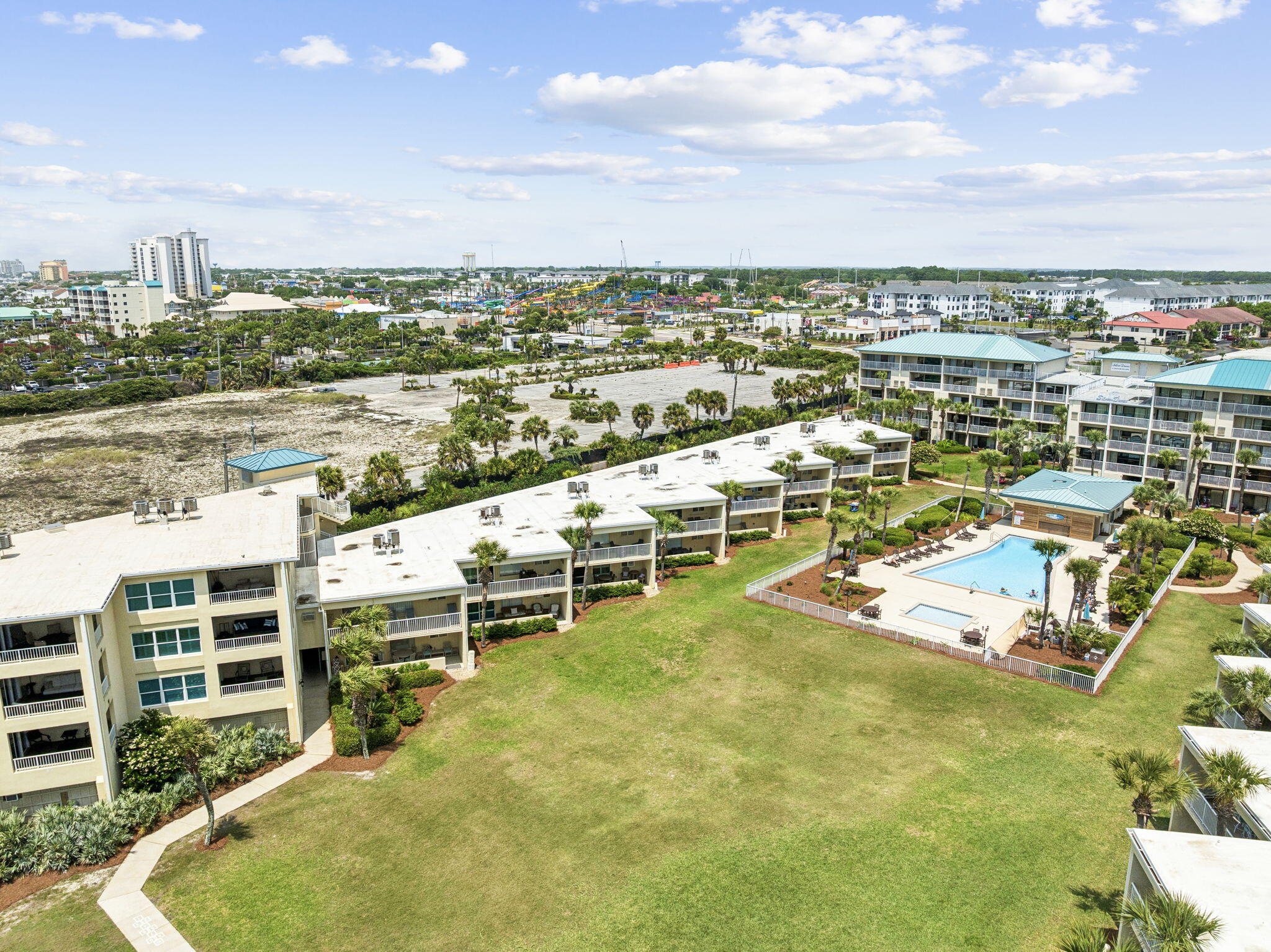 SILVER DUNES CONDO - Residential