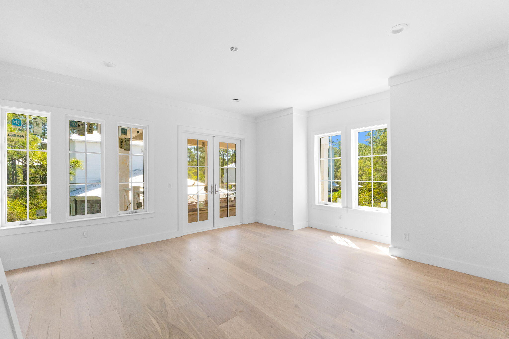 TREETOP S/D - Residential