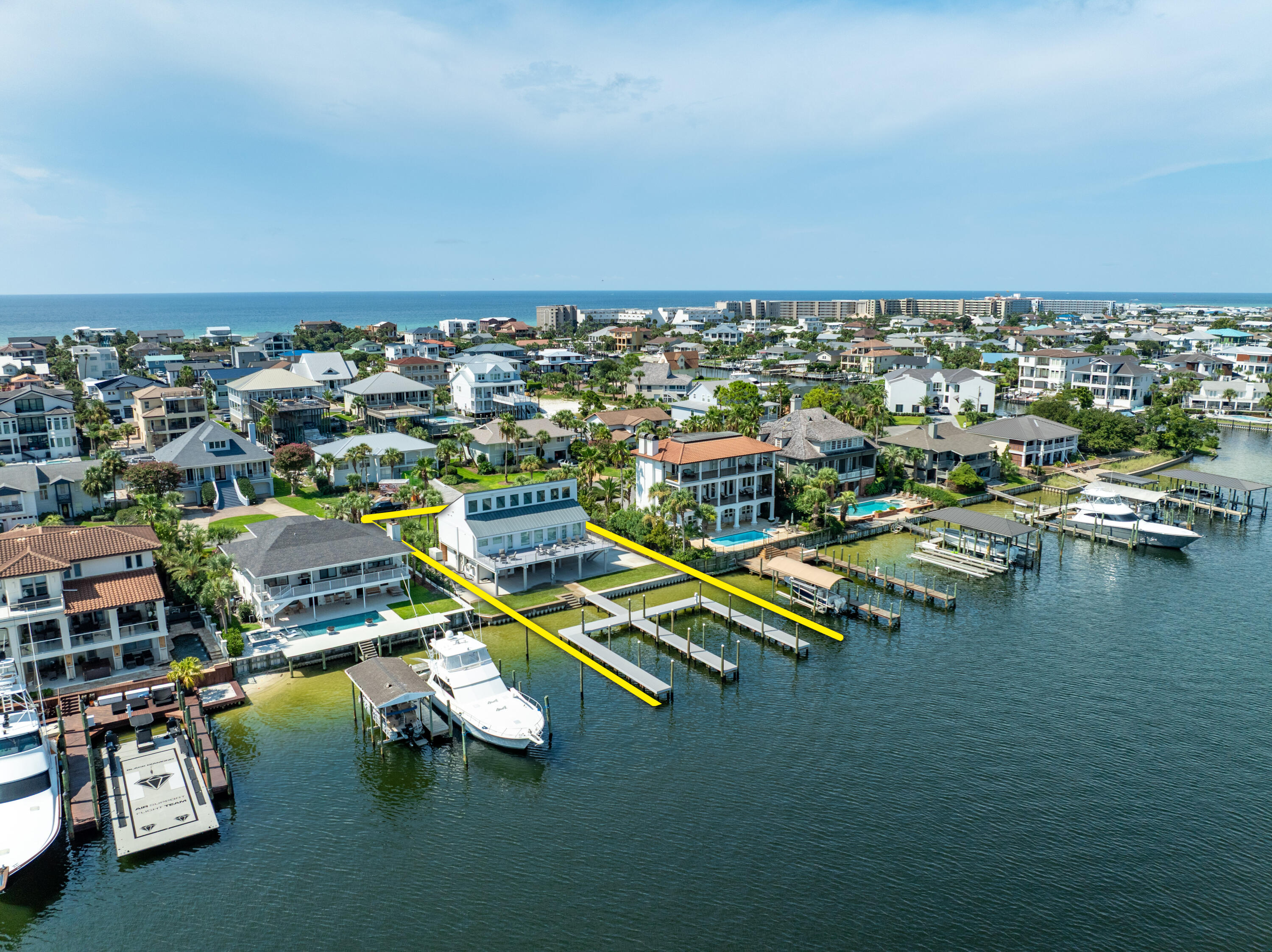 HOLIDAY ISLE - Residential