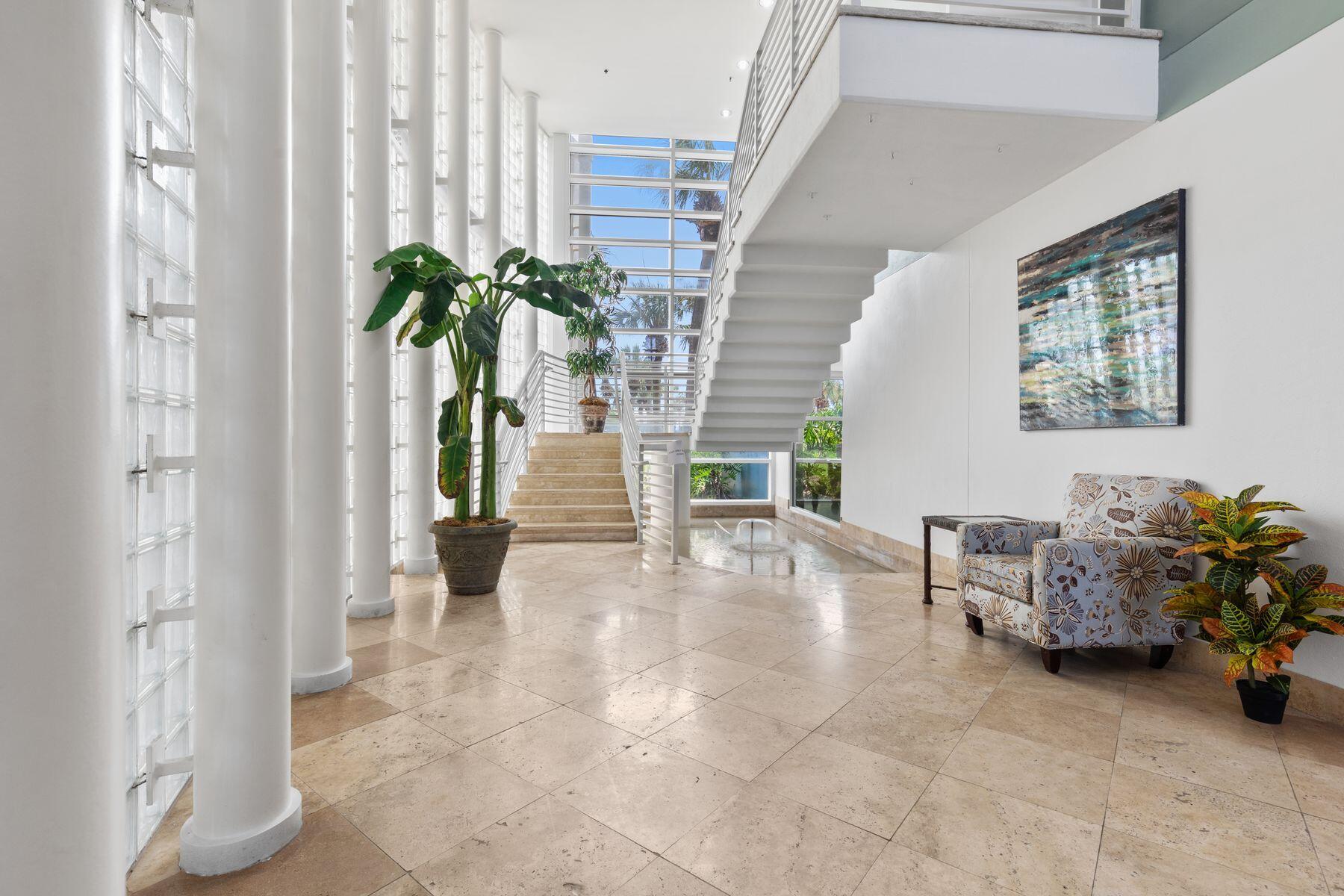 STERLING SHORES - Residential