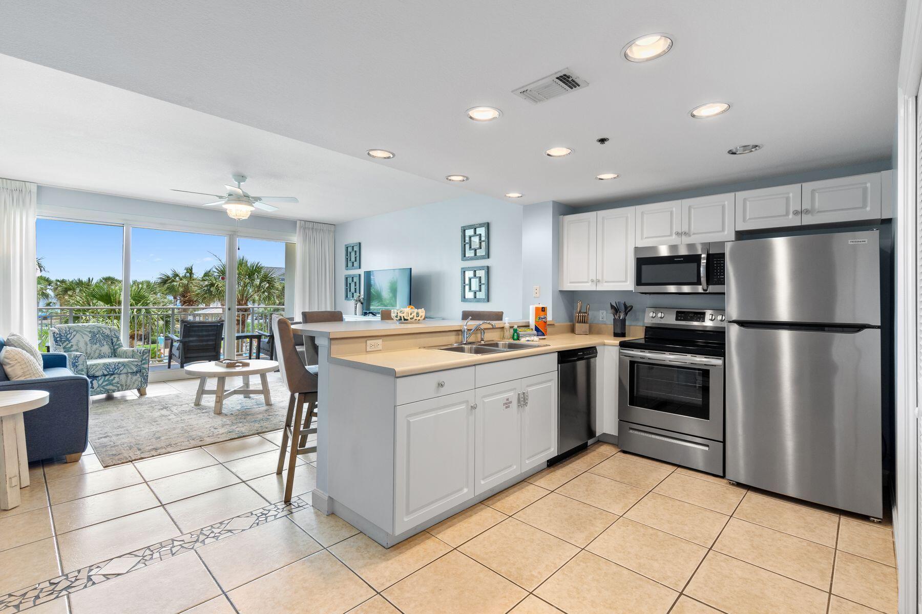 STERLING SHORES - Residential