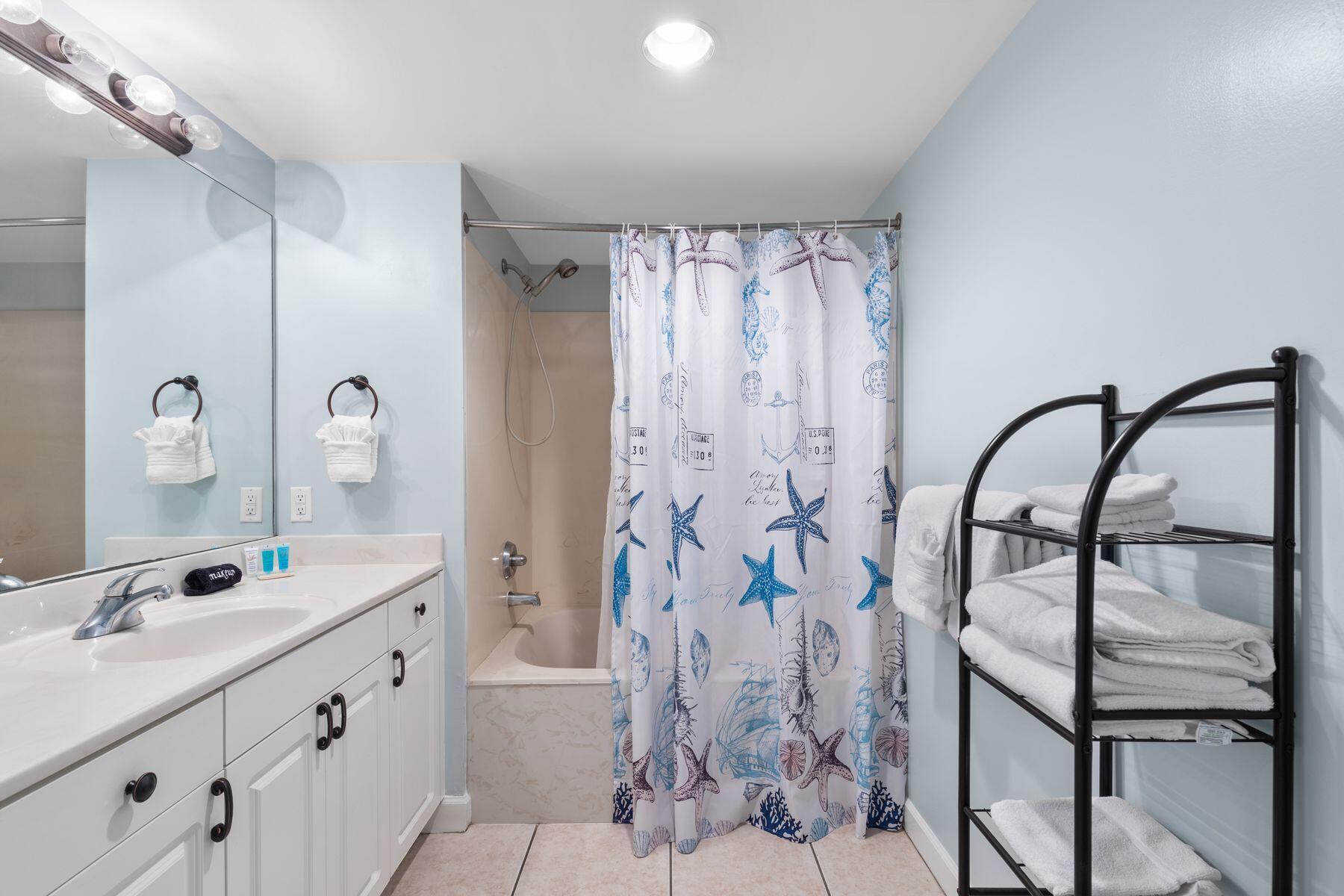 STERLING SHORES - Residential